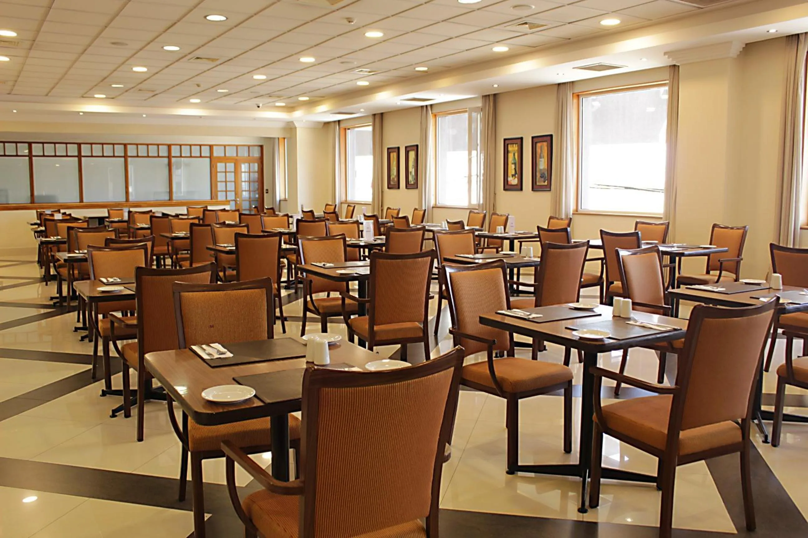 Restaurant/places to eat in Hotel Diego de Almagro Iquique