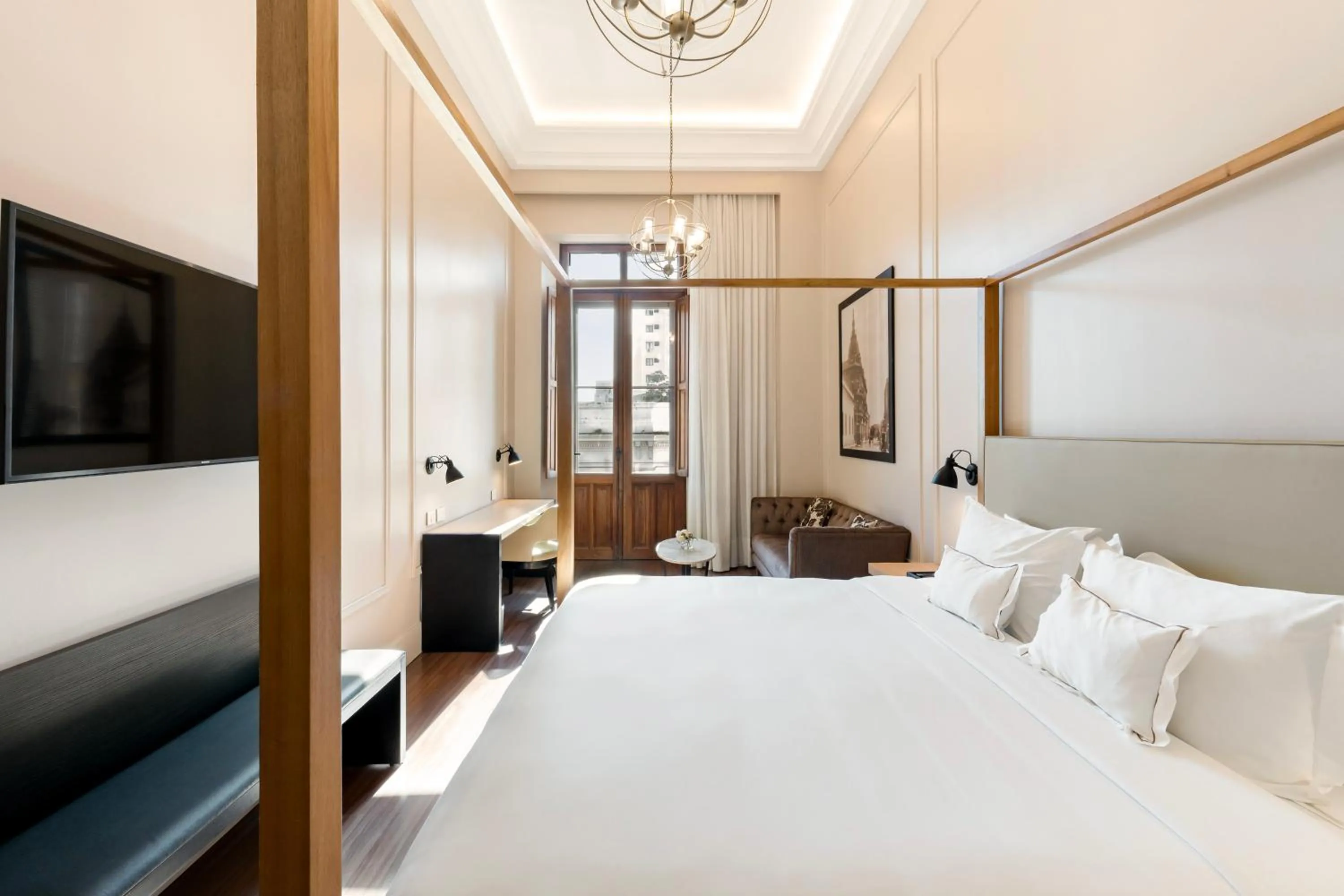 Bed in Palmaroga Hotel Asuncion, Tapestry Collection by Hilton