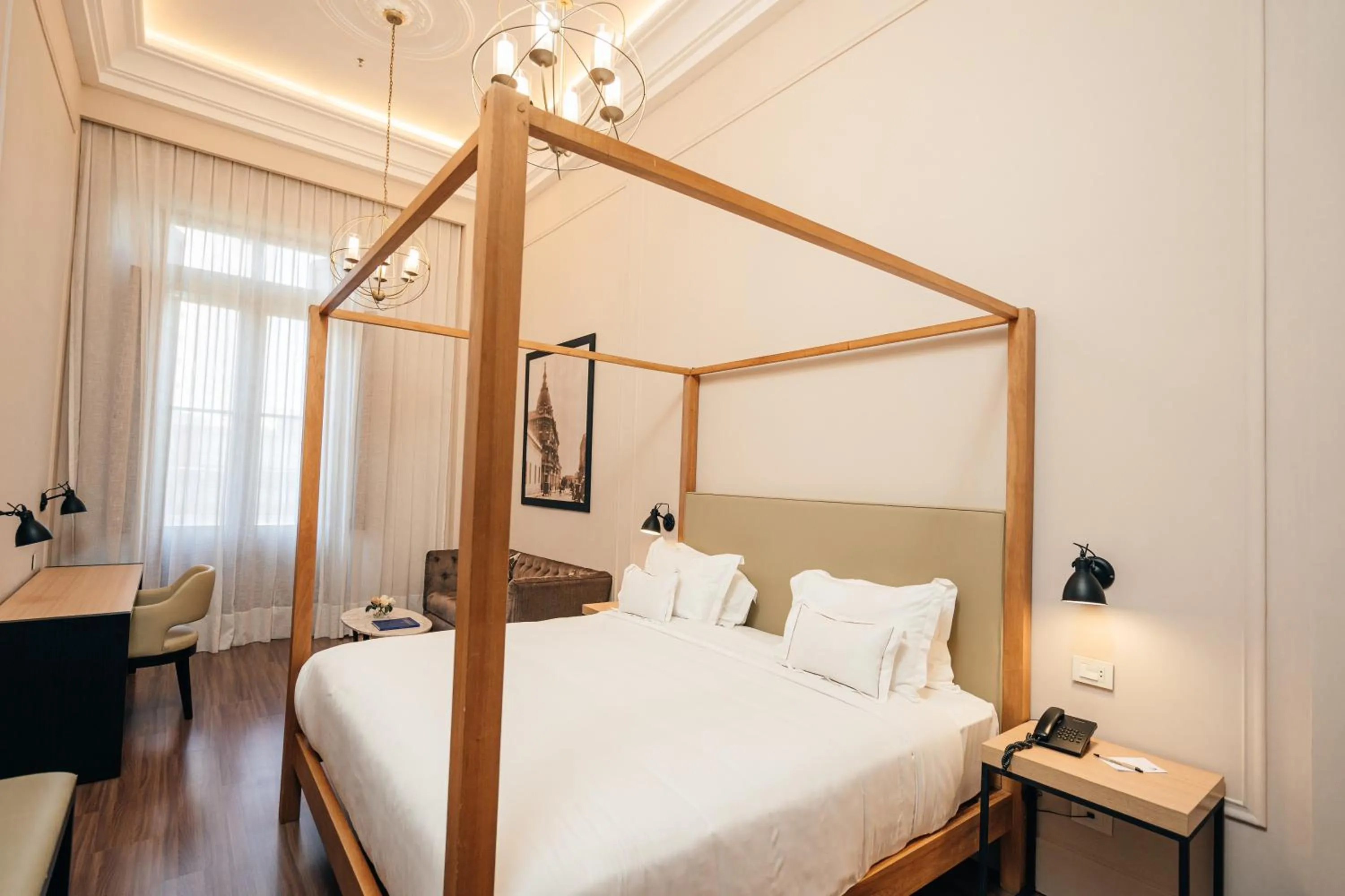 Superior Suite in Palmaroga Hotel Asuncion, Tapestry Collection by Hilton