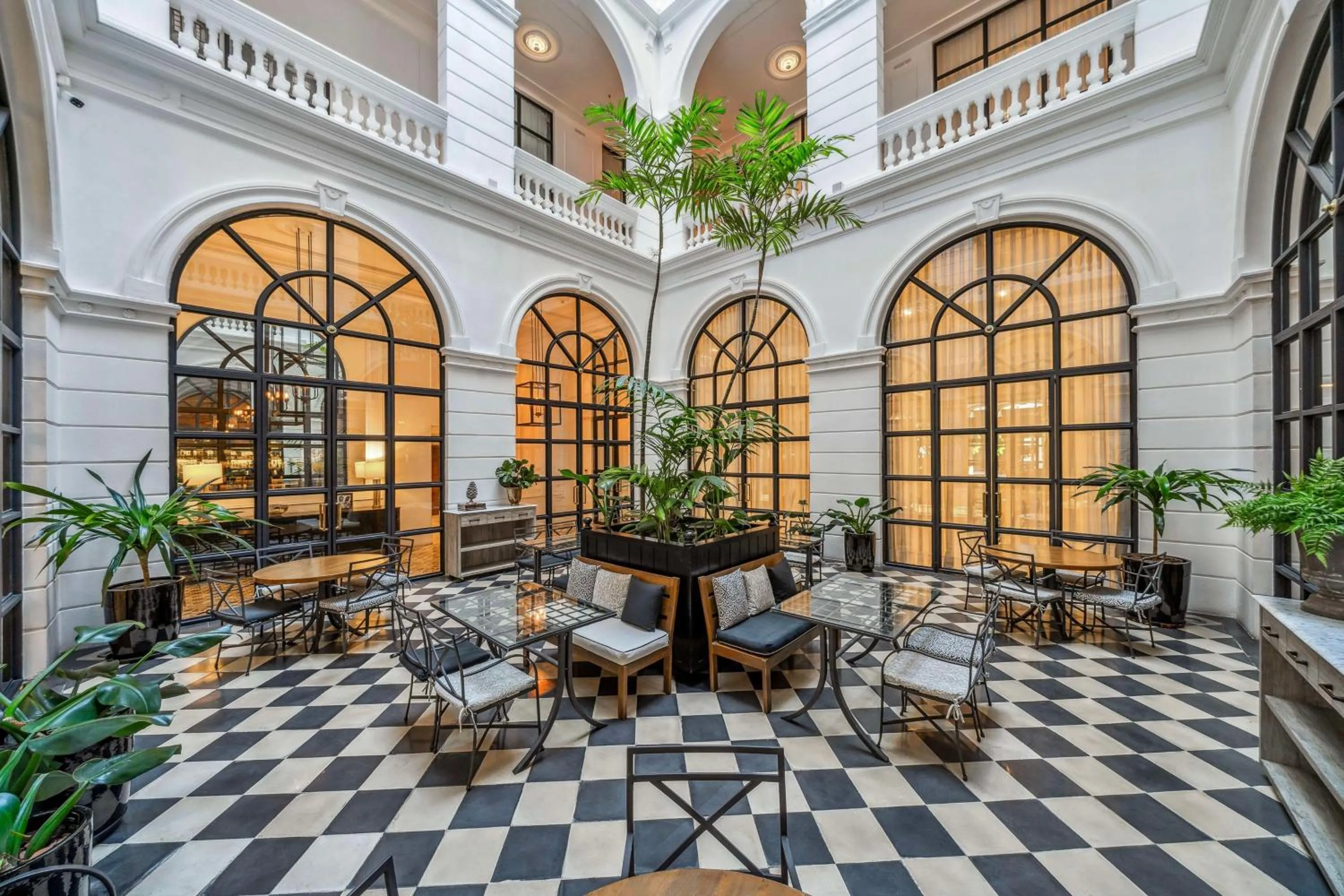 Meeting/conference room in Palmaroga Hotel Asuncion, Tapestry Collection by Hilton