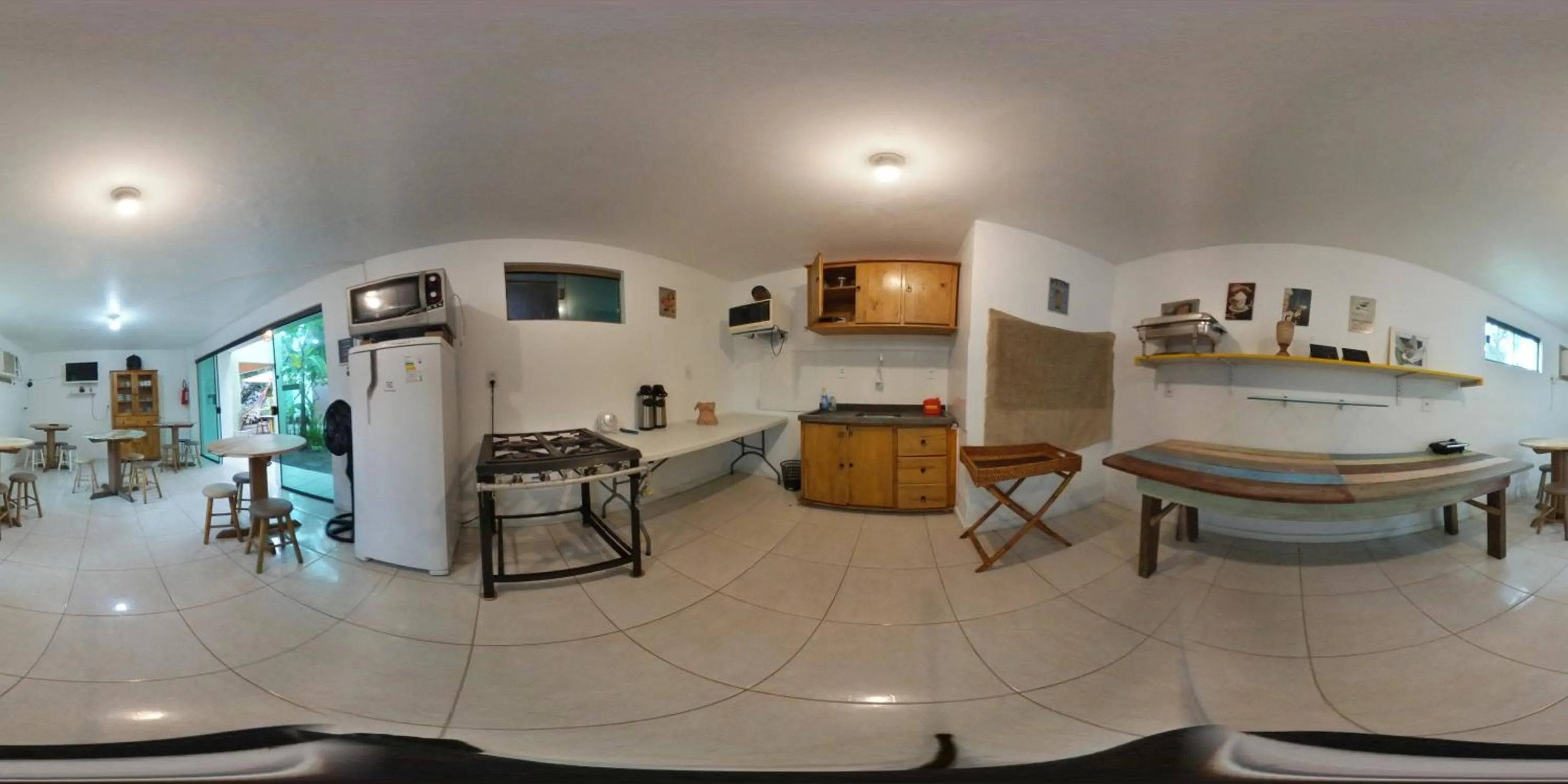 Communal kitchen in Pousada Bem te vi