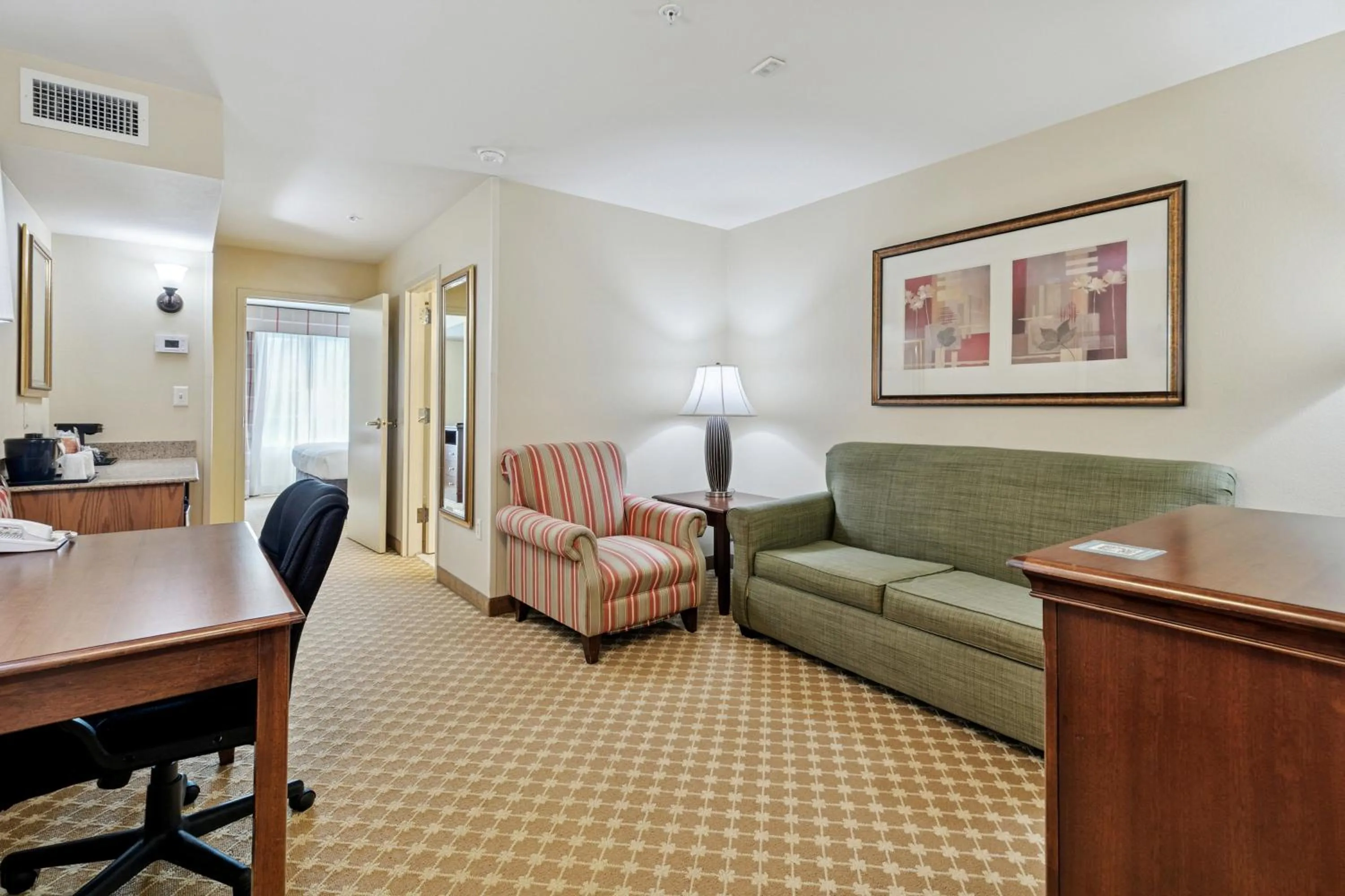 Country Inn & Suites by Radisson, Covington, LA