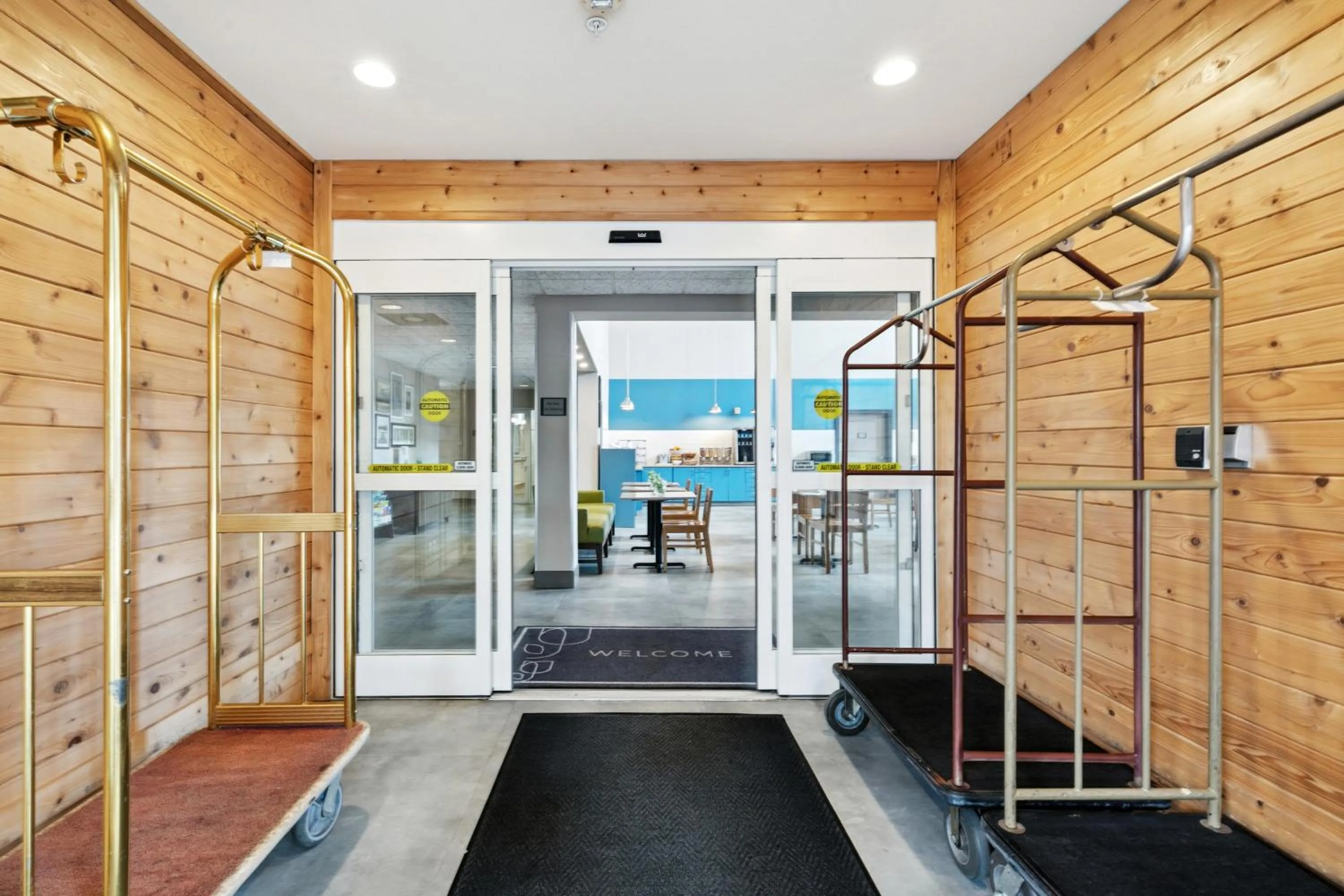 Country Inn & Suites by Radisson, Covington, LA