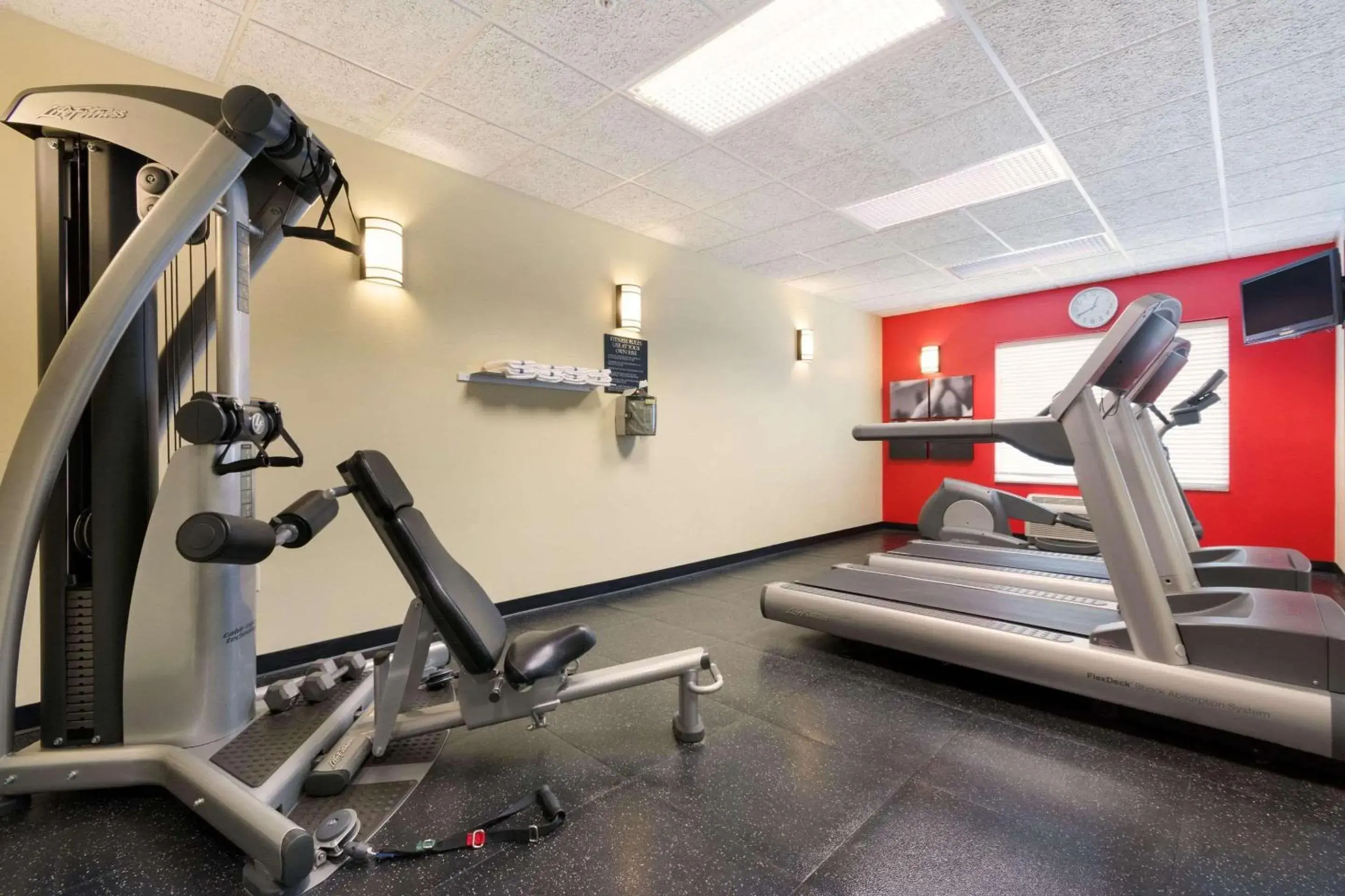 Fitness centre/facilities in Country Inn & Suites by Radisson, Covington, LA Fitness centre/facilities in Country Inn & Suites by Radisson, Covington, LA