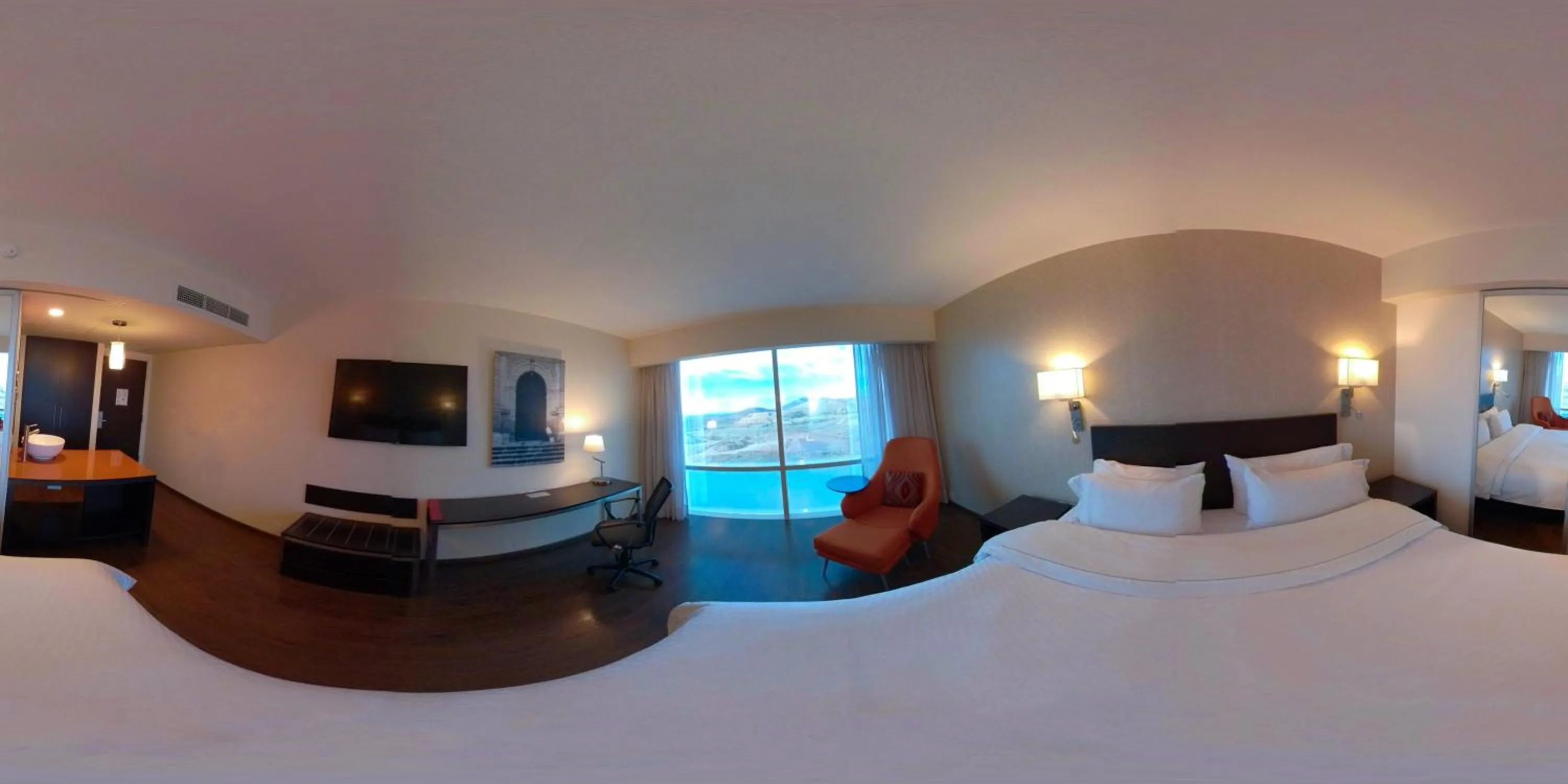 Photo of the whole room, Bed in Fiesta Inn Zacatecas