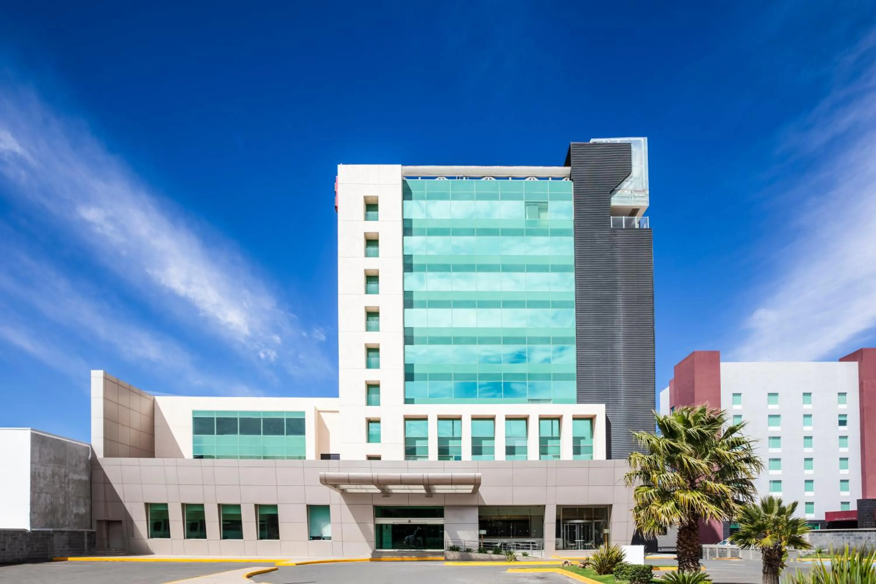 Property building in Fiesta Inn Zacatecas