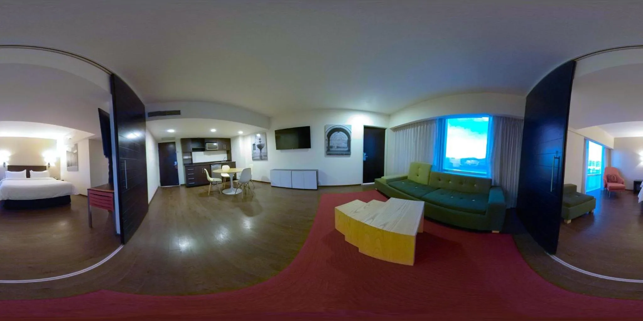 Photo of the whole room, Bed in Fiesta Inn Zacatecas