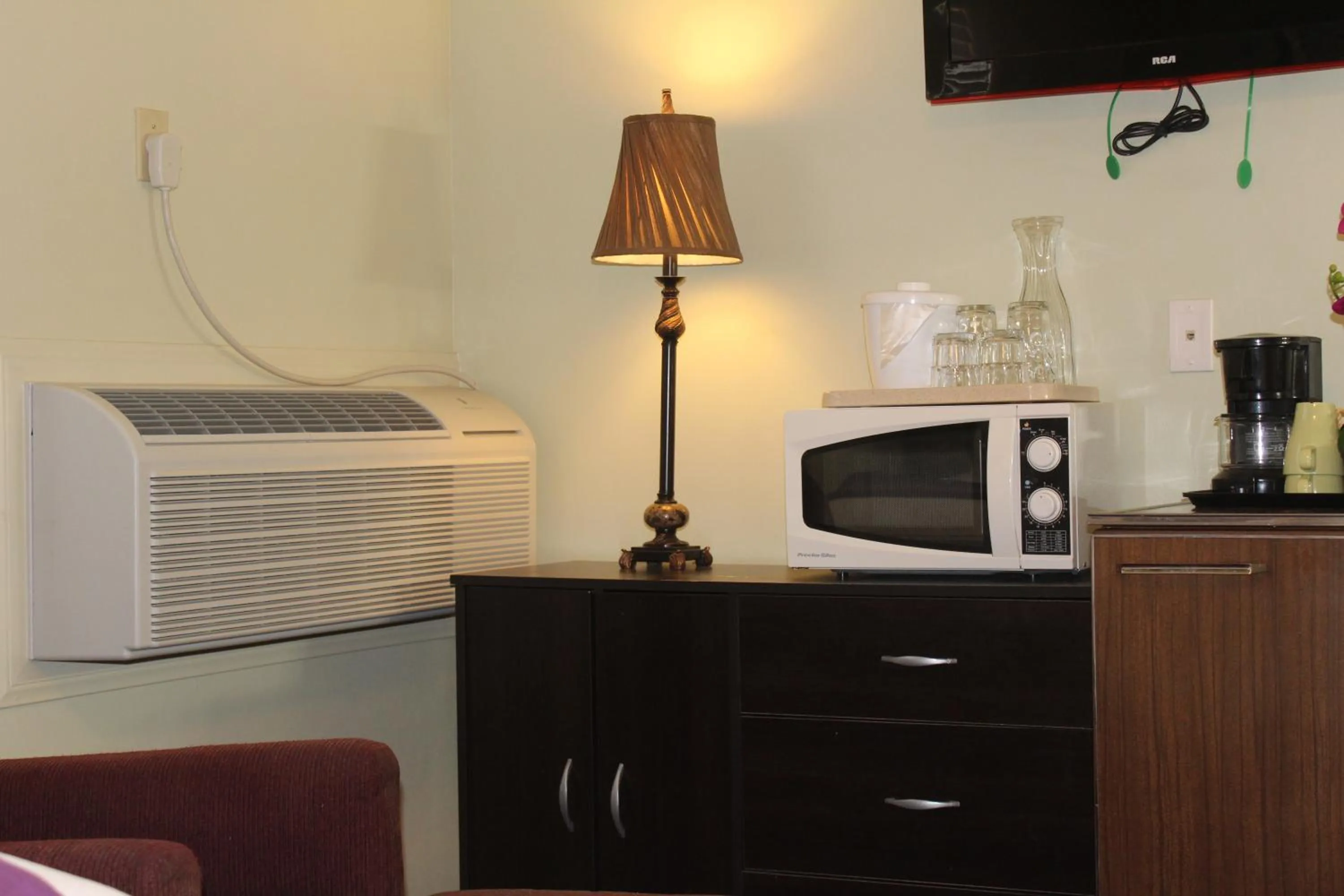 Decorative detail in El Rancho Motel