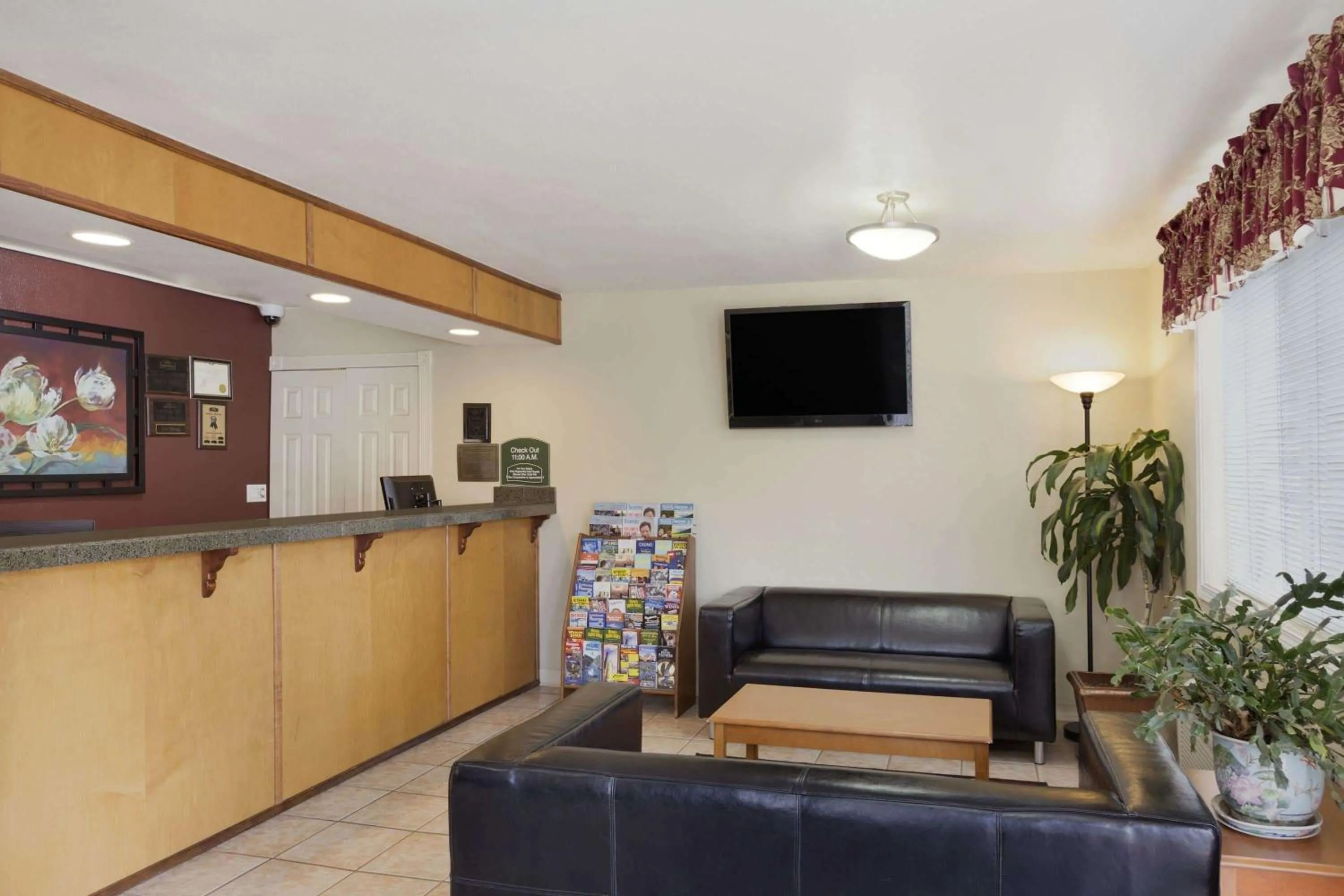 Lobby or reception in Howard Johnson by Wyndham Salem