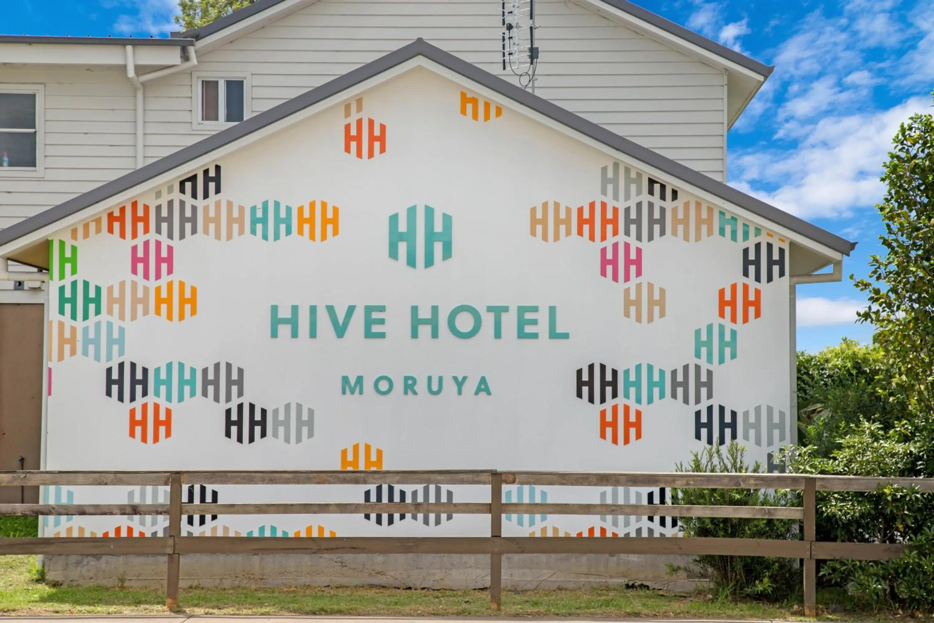 Property building in Hive Hotel, Moruya