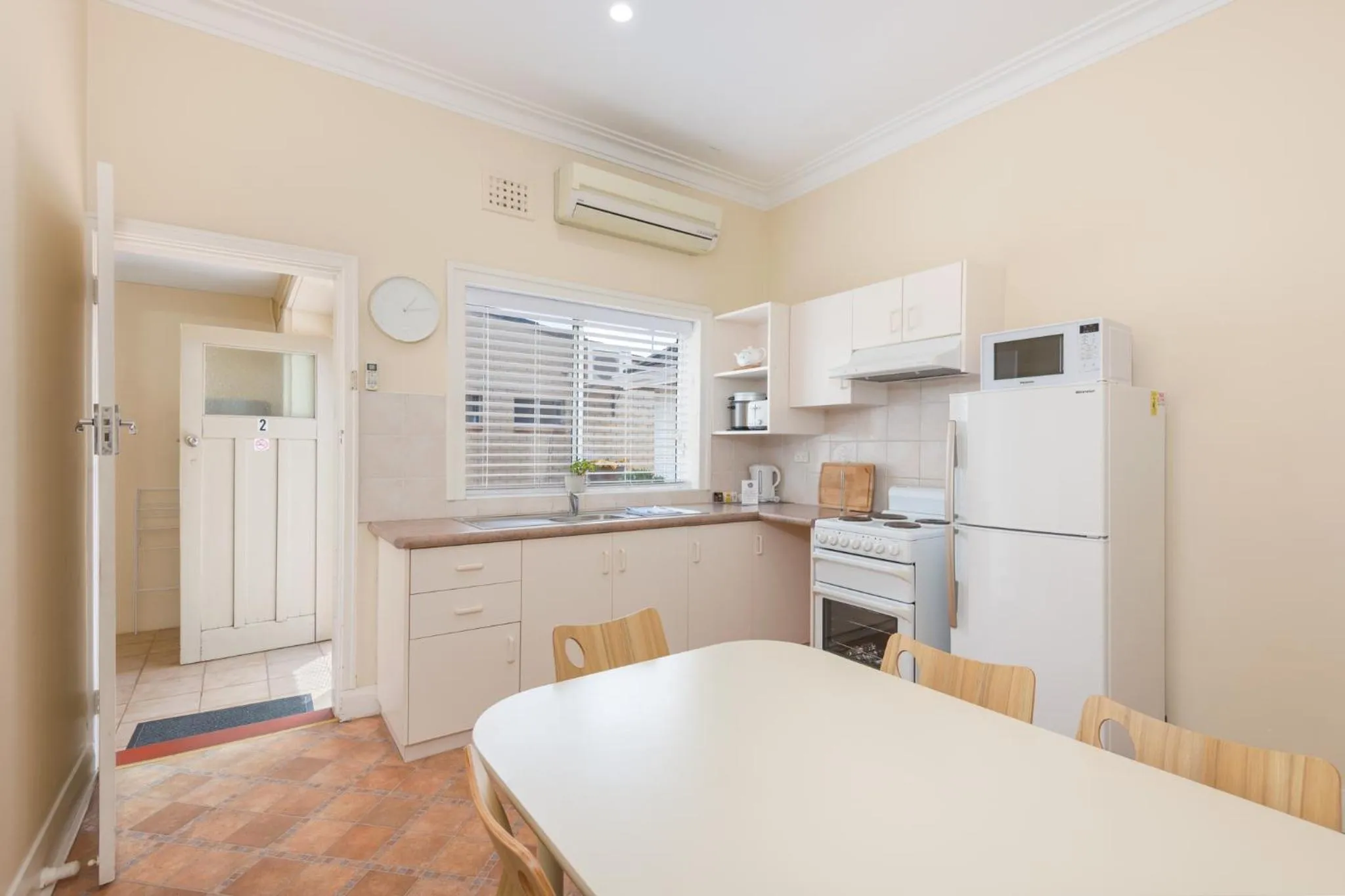 Albany Holiday Units