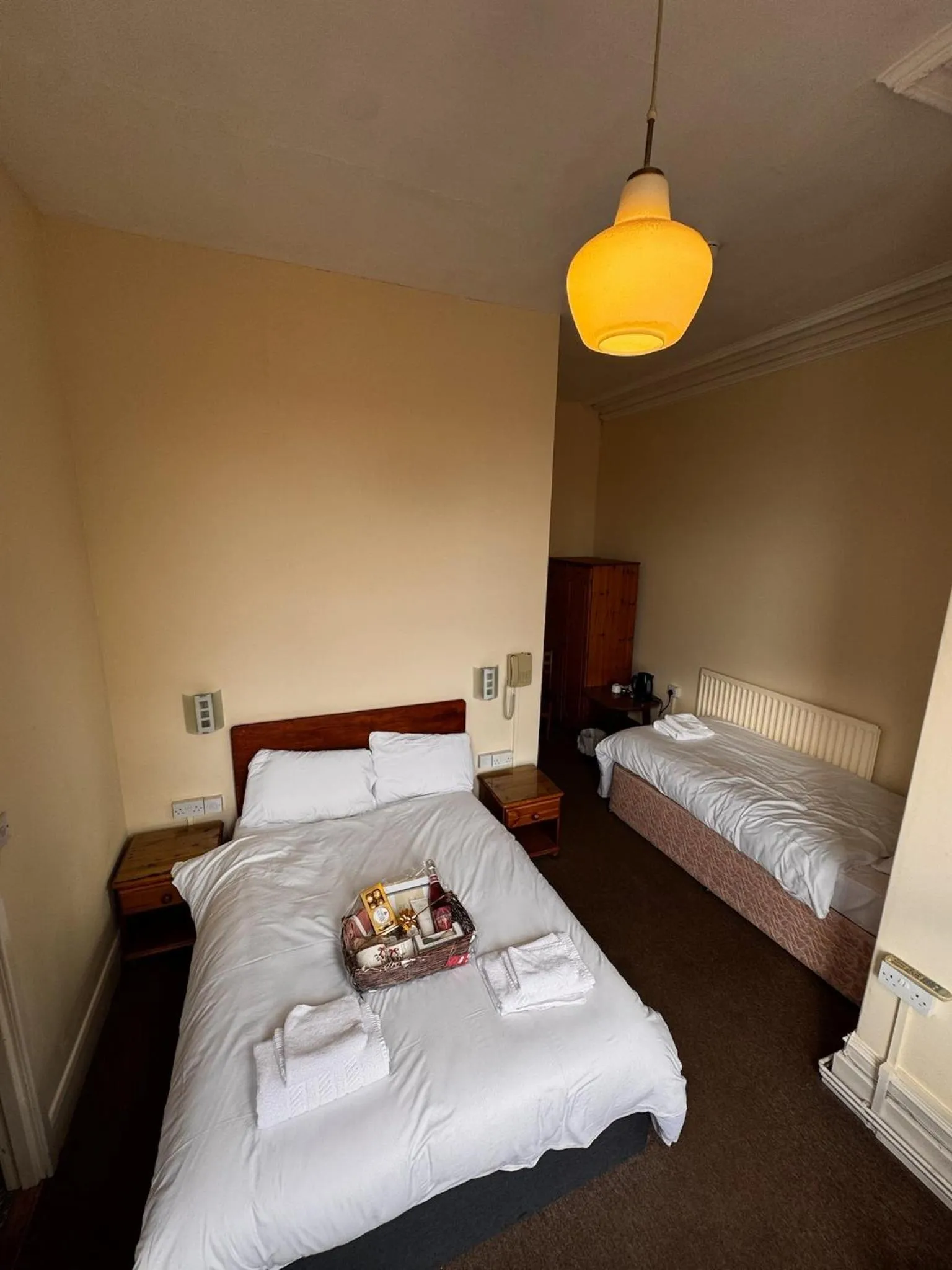 Bed in Pinegrove Hotel