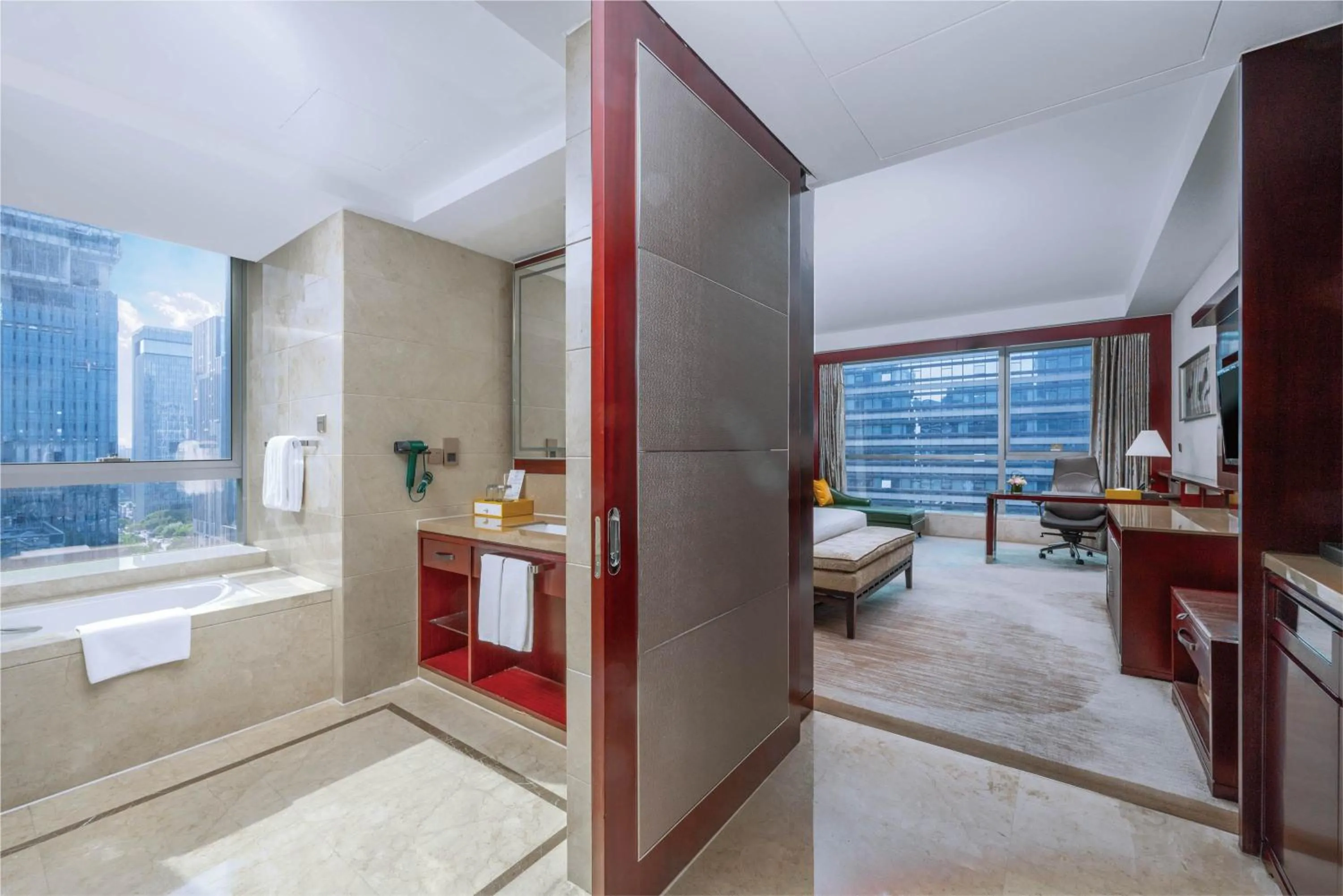 Photo of the whole room, Bed in Pan Pacific Ningbo