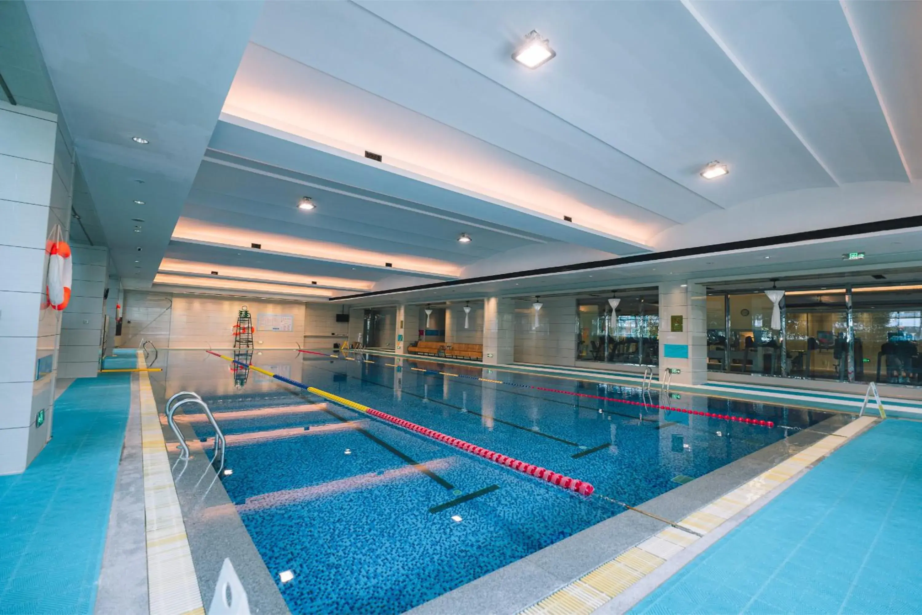 Swimming pool in Pan Pacific Ningbo Swimming pool in Pan Pacific Ningbo