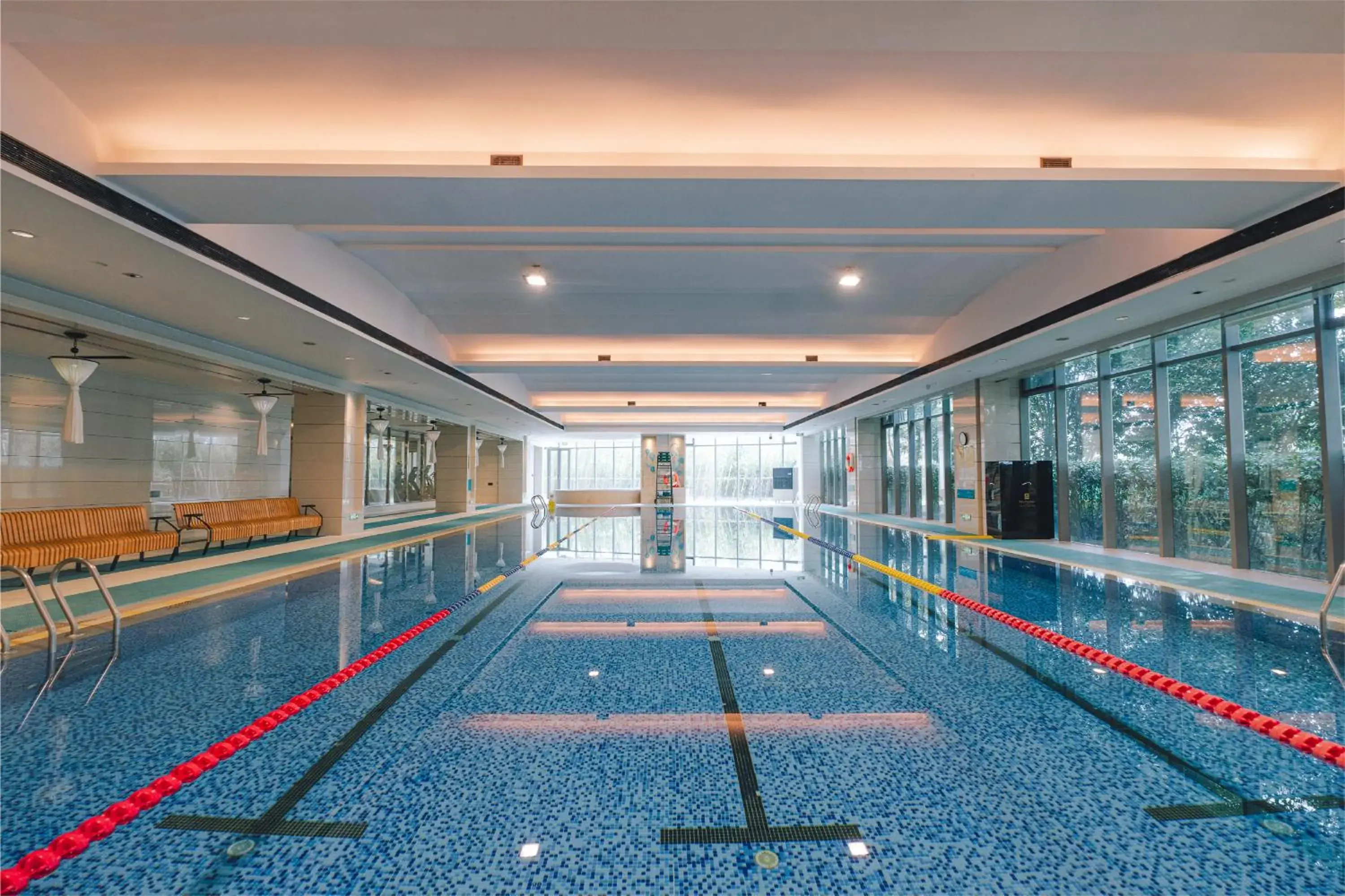 Swimming pool in Pan Pacific Ningbo Swimming pool in Pan Pacific Ningbo