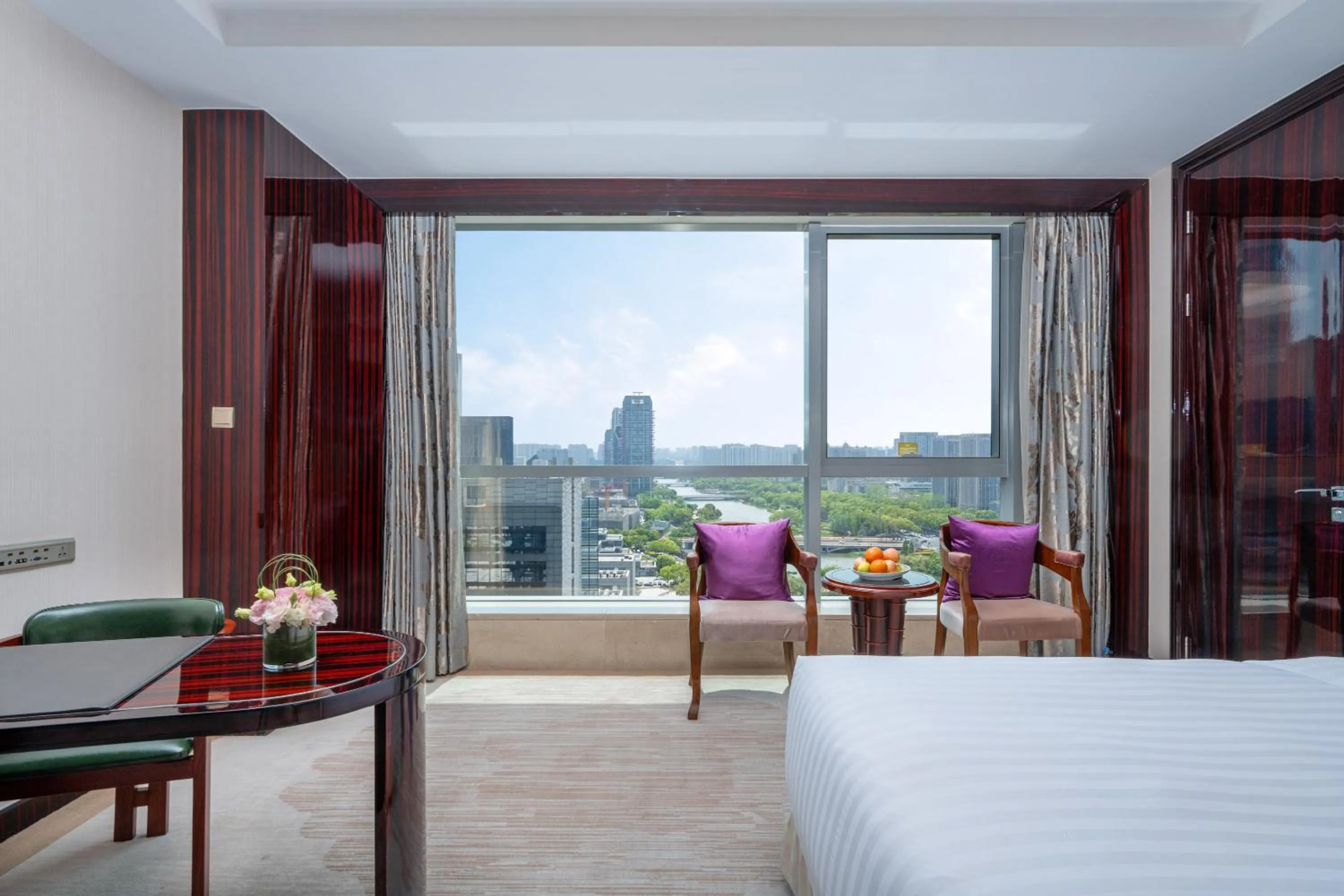 Photo of the whole room, Bed in Pan Pacific Ningbo