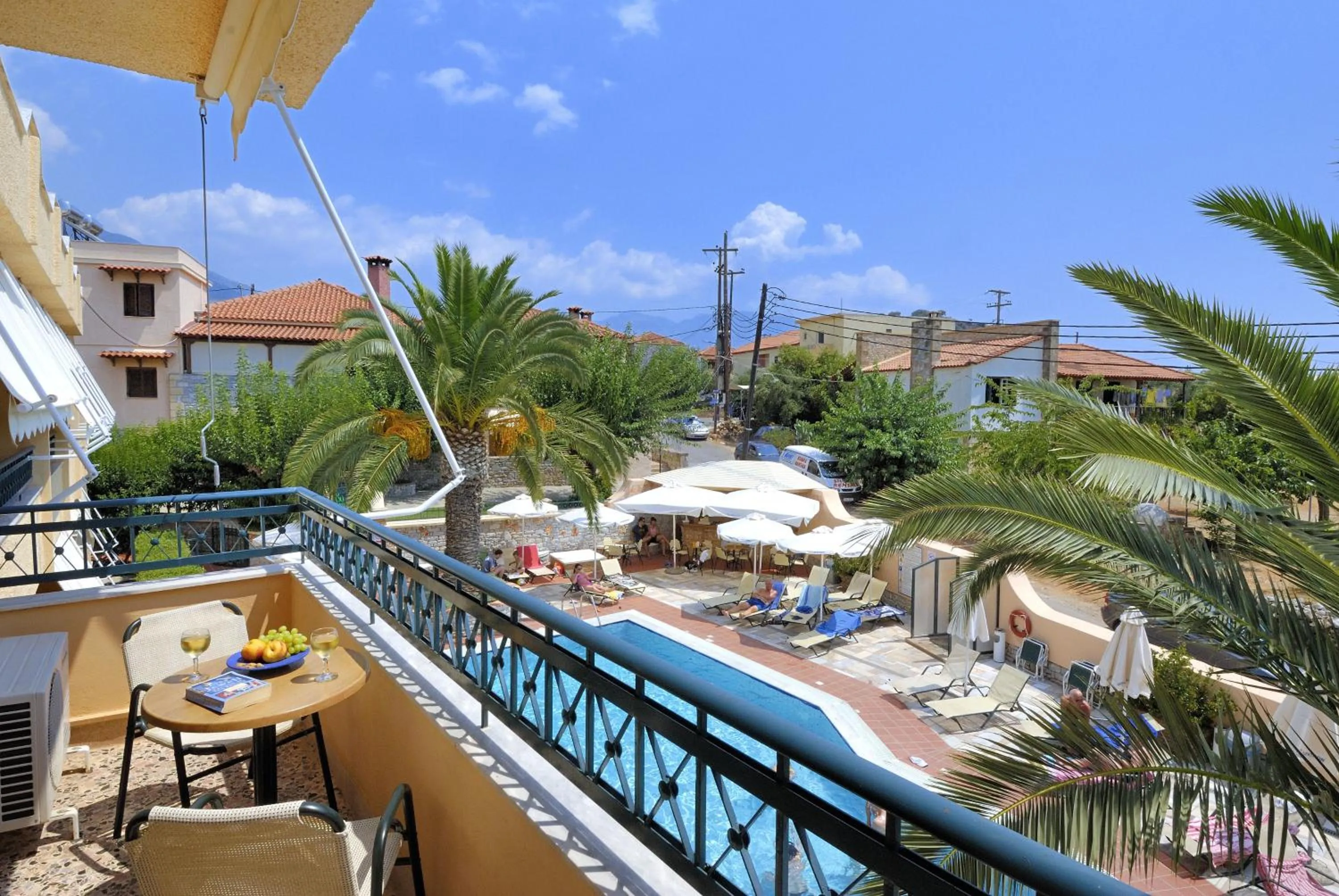 Balcony/Terrace in Lefktron Hotel