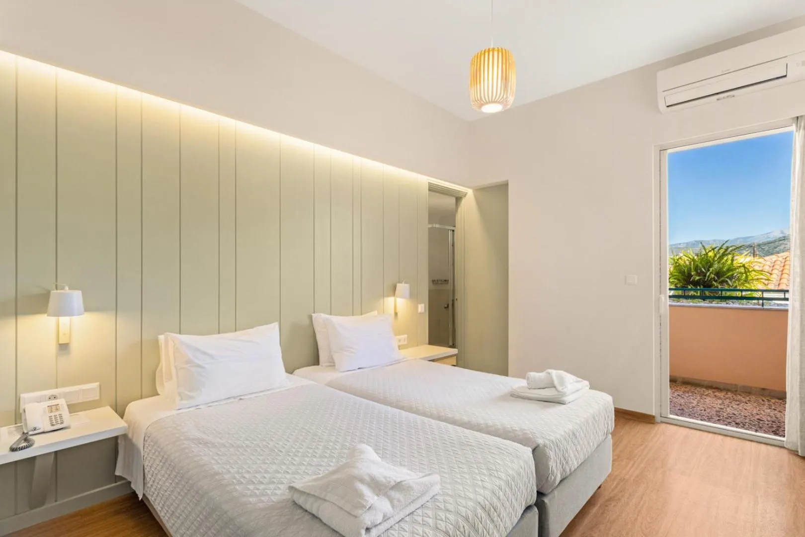 Photo of the whole room, Bed in Lefktron Hotel