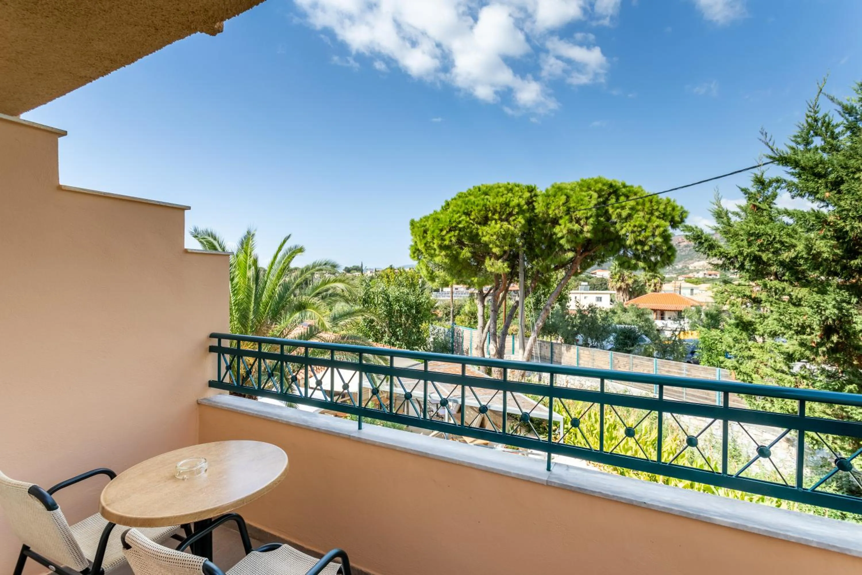 Balcony/Terrace in Lefktron Hotel