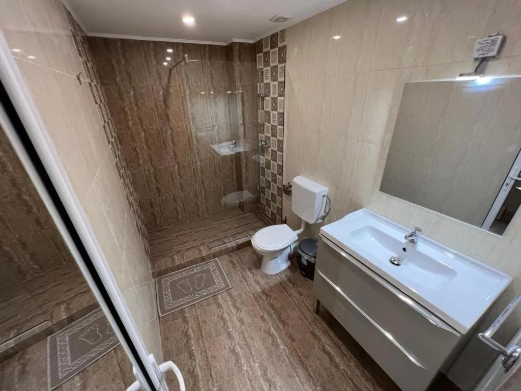 Bathroom in Claudia