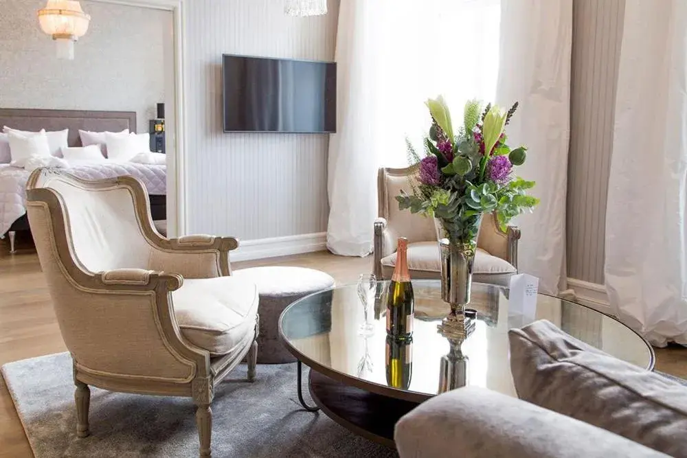 Suite with Balcony in Continental du Sud Suite with Balcony in Continental du Sud