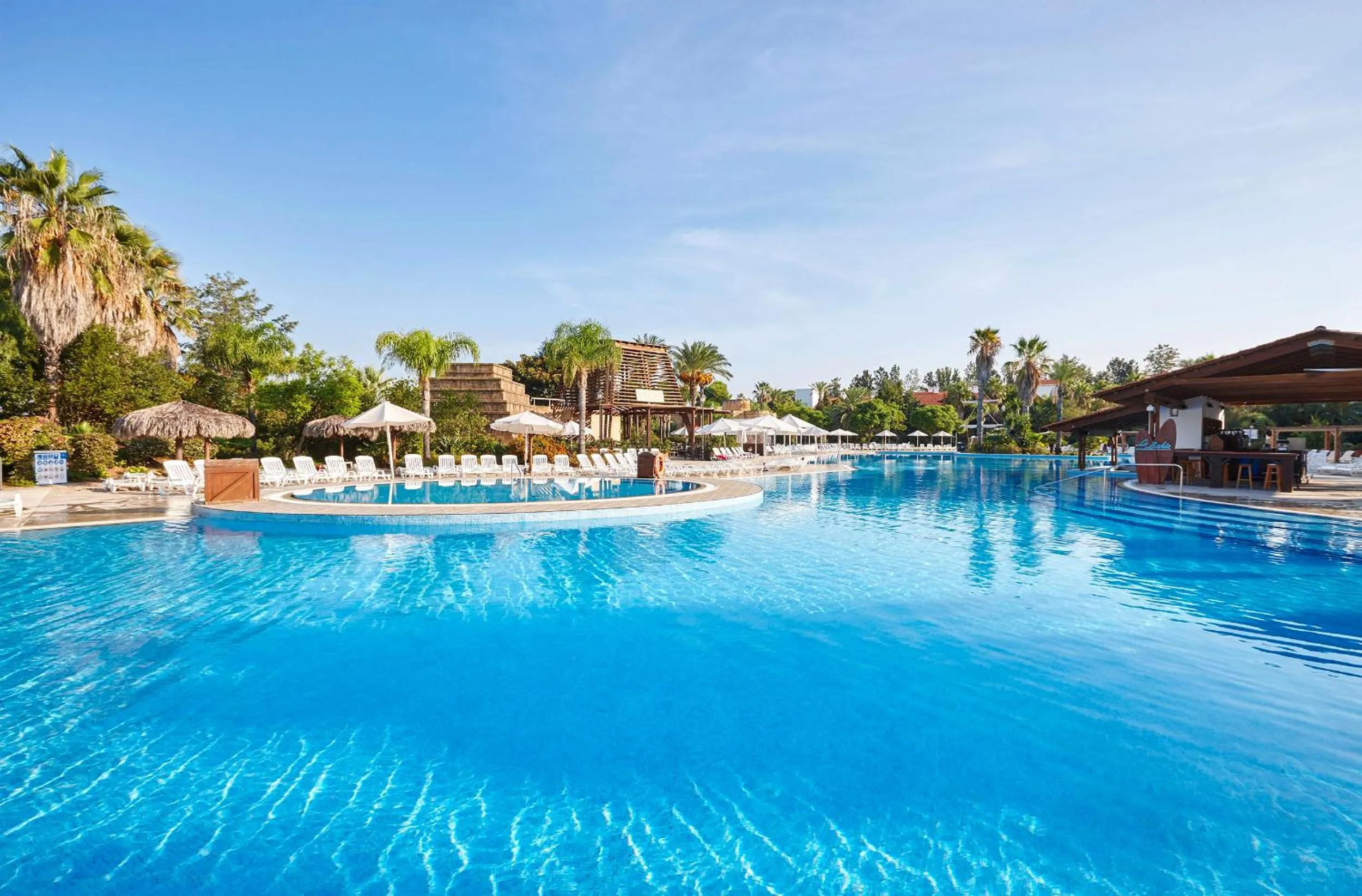 Swimming pool in PortAventura Hotel Roulette - Includes unlimited access to PortAventura Park & 1 access to Ferrari Land