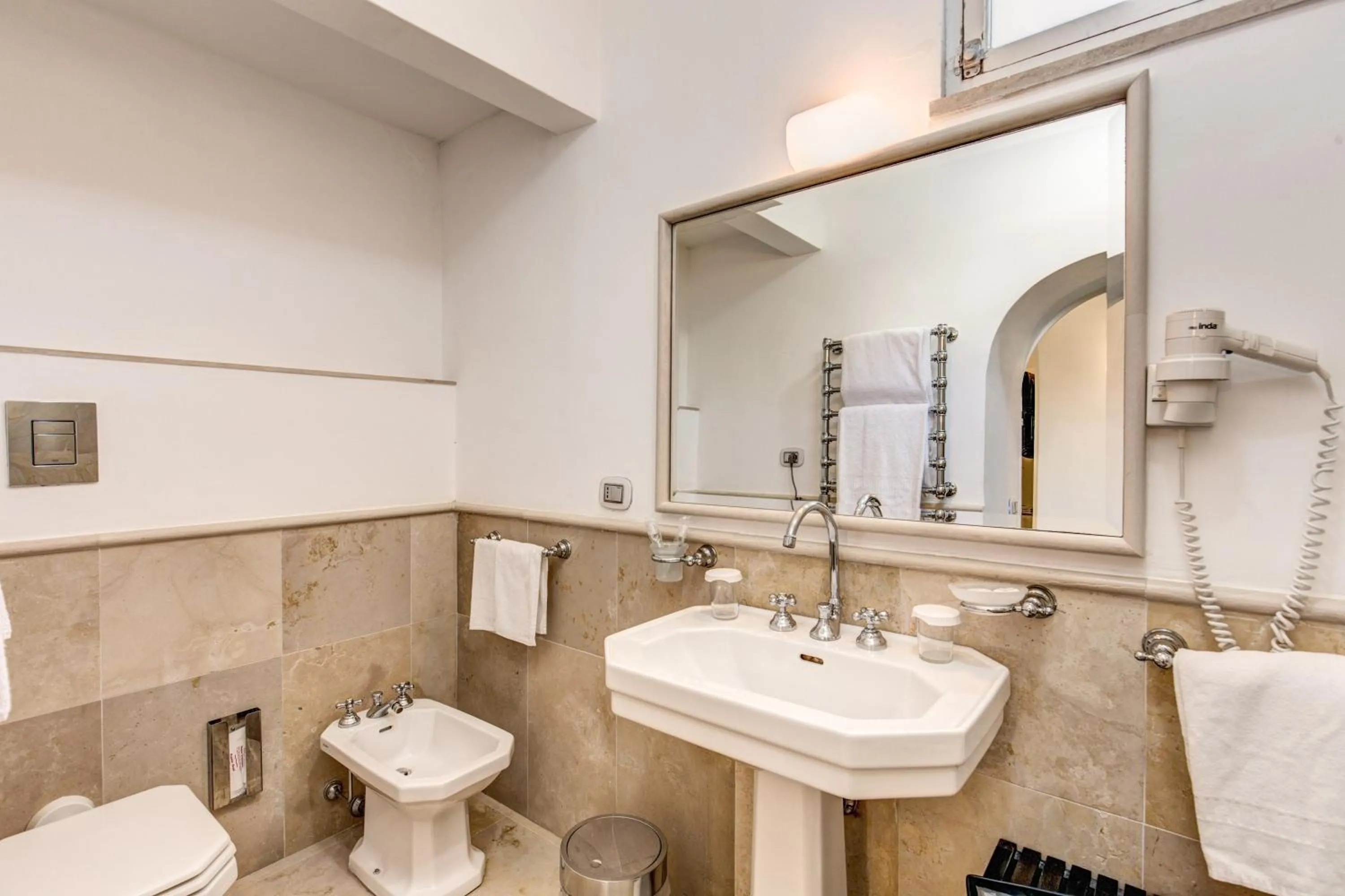 Bathroom in Villa Calypso