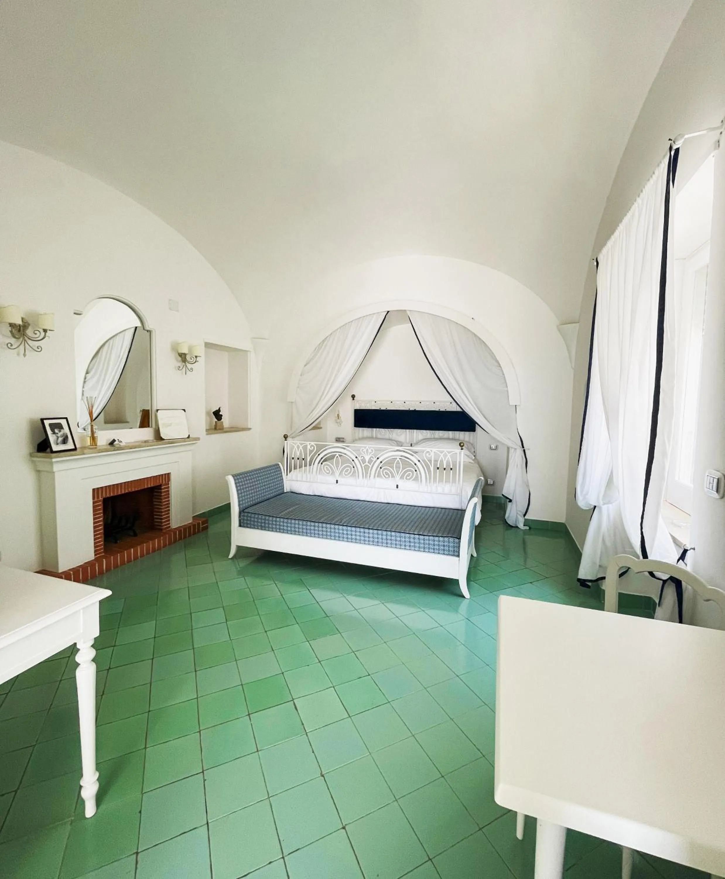 Bed in Villa Calypso