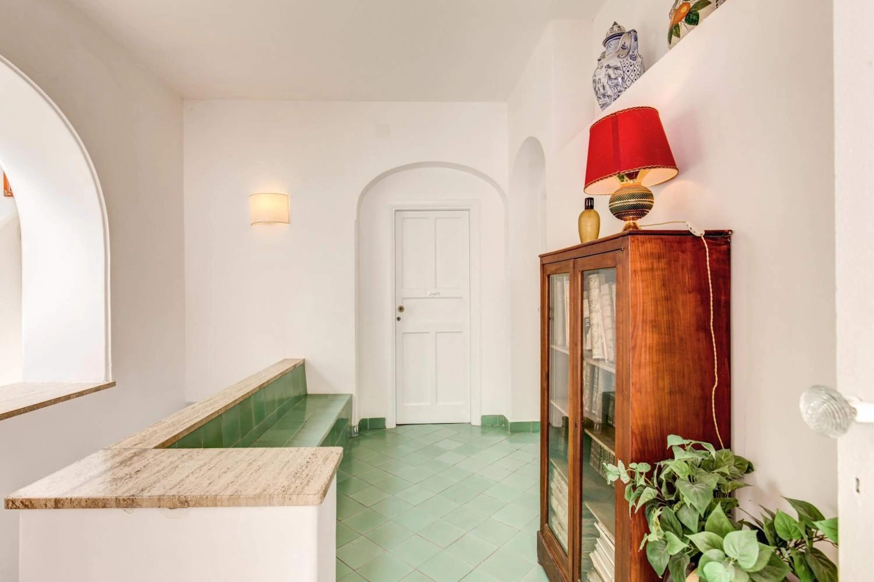 Decorative detail in Villa Calypso