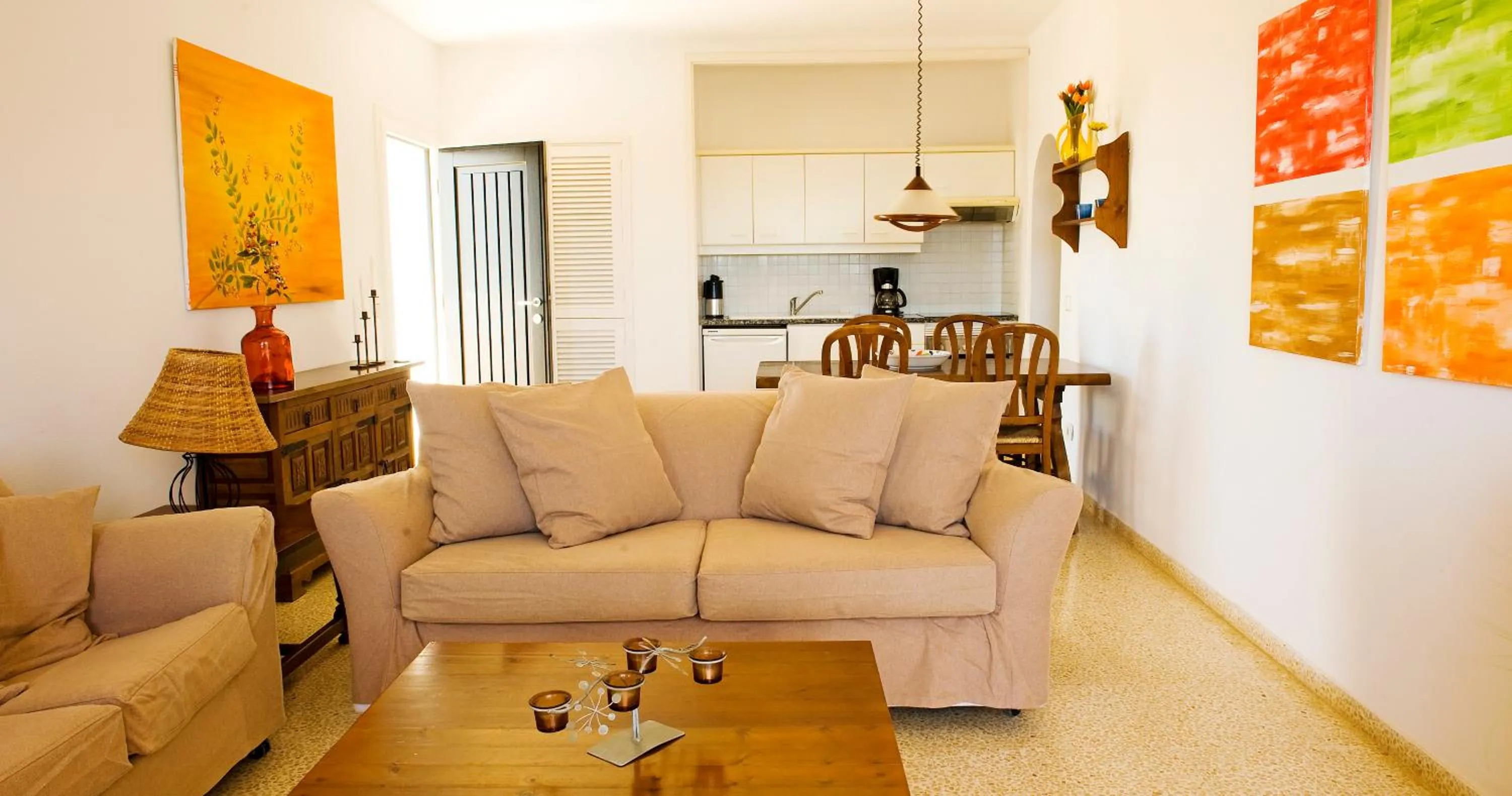 Photo of the whole room in Apartamentos Parque Mar