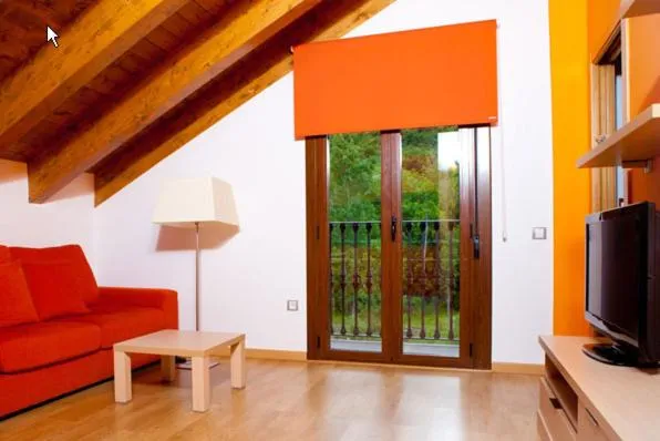 Day in Apartahotel Castejón de Sos