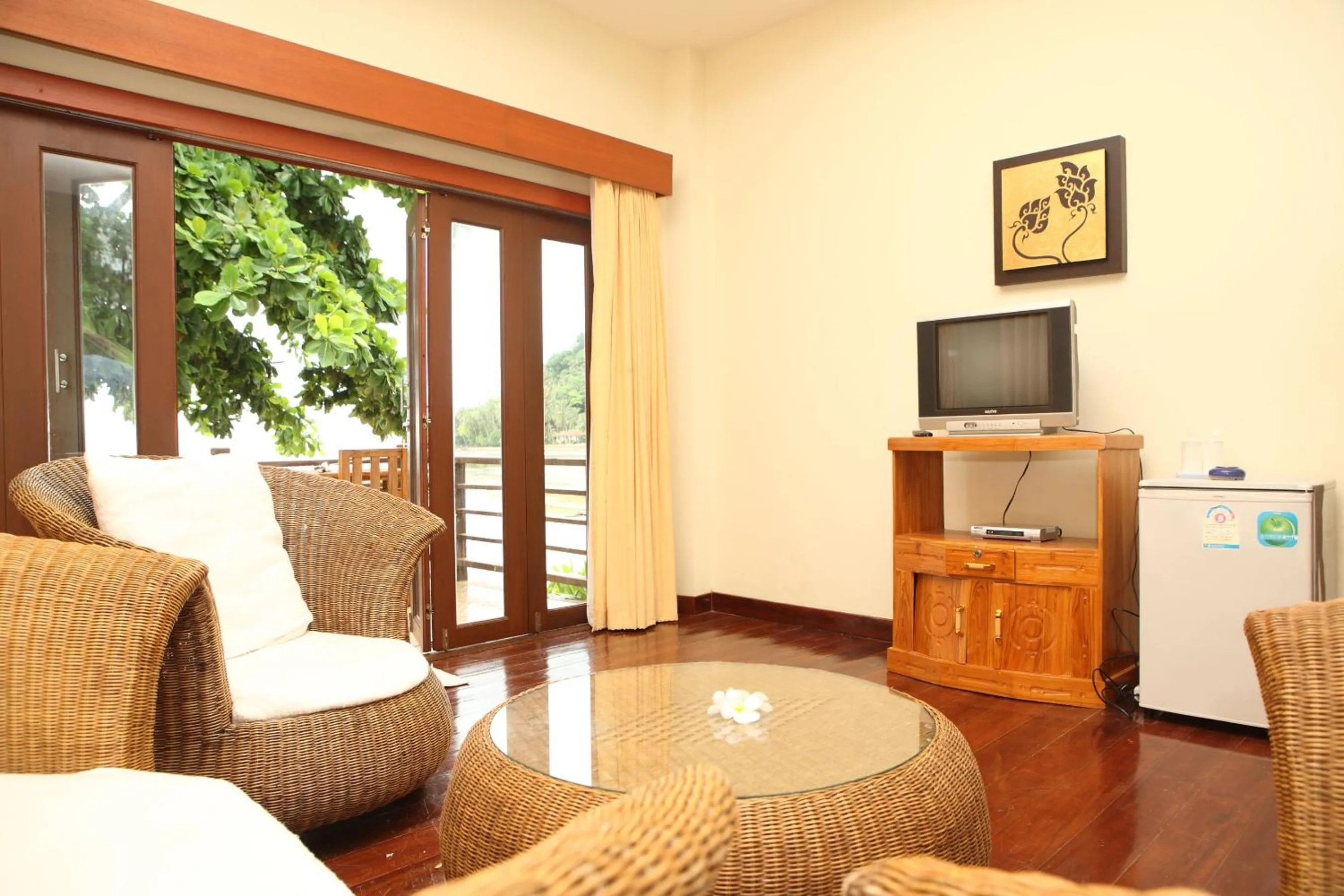 Phangka Paradise Resort