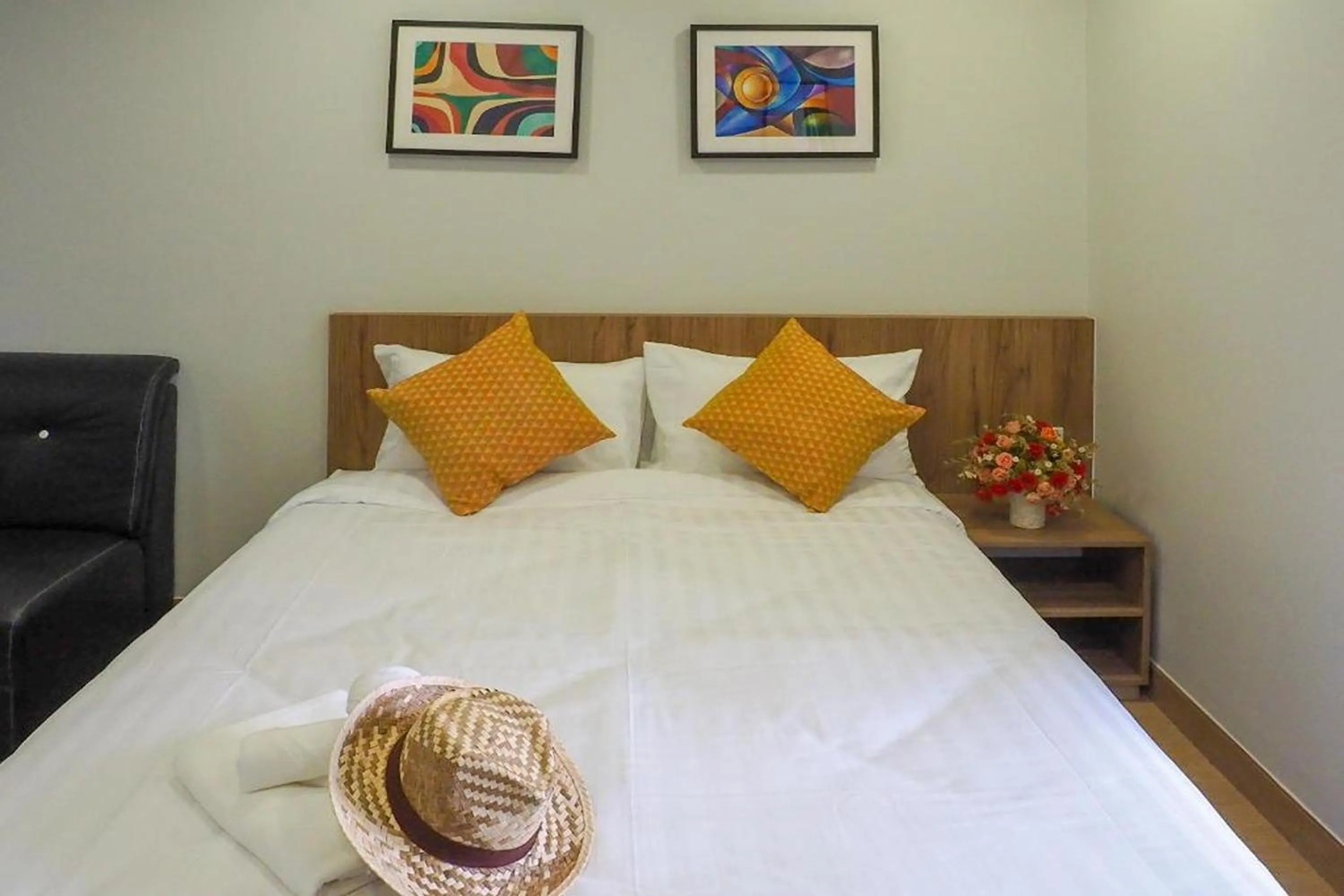 Bed in Casa Luxe Hotel and Resident