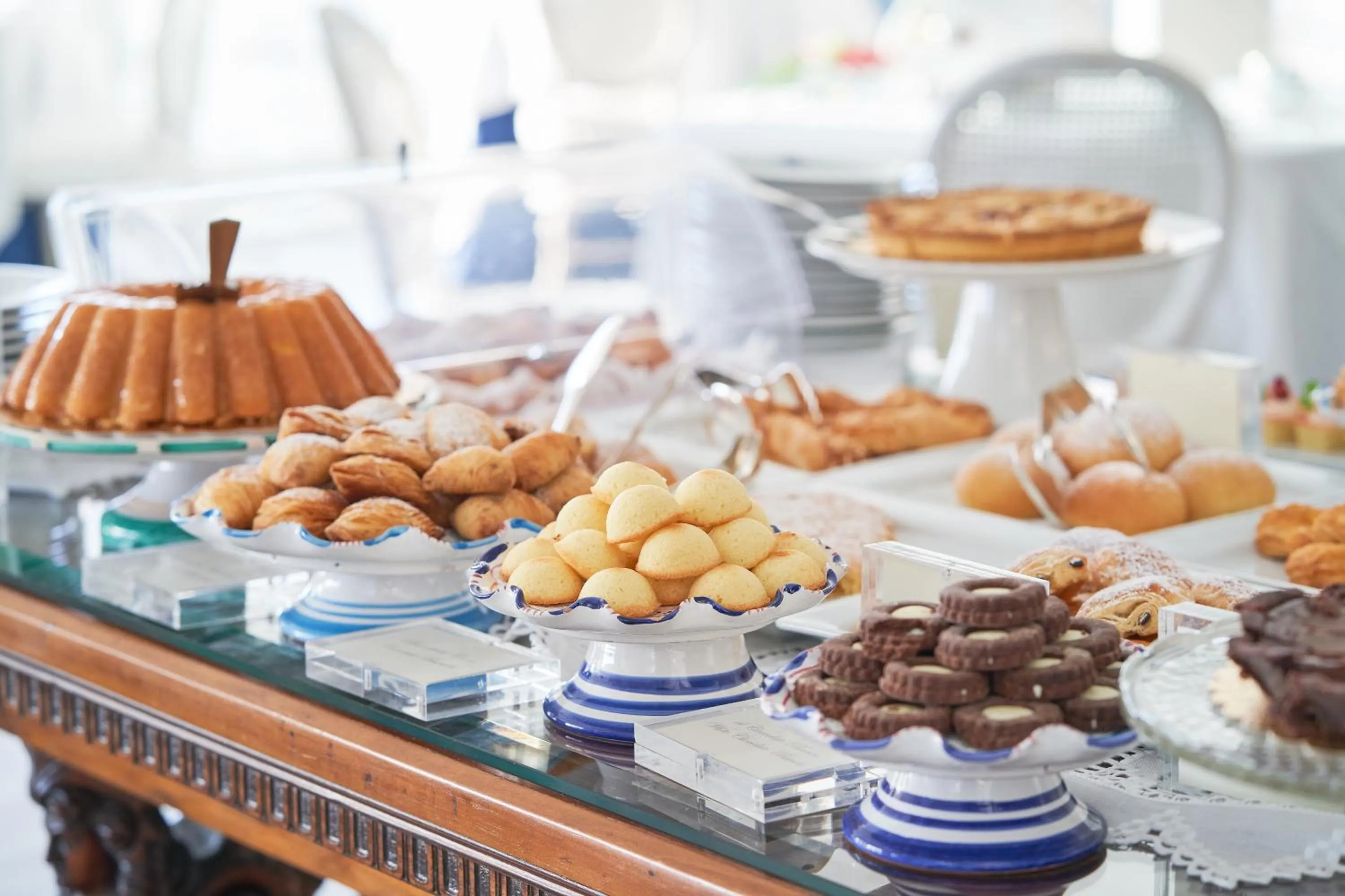 Buffet breakfast in Hotel Santa Caterina