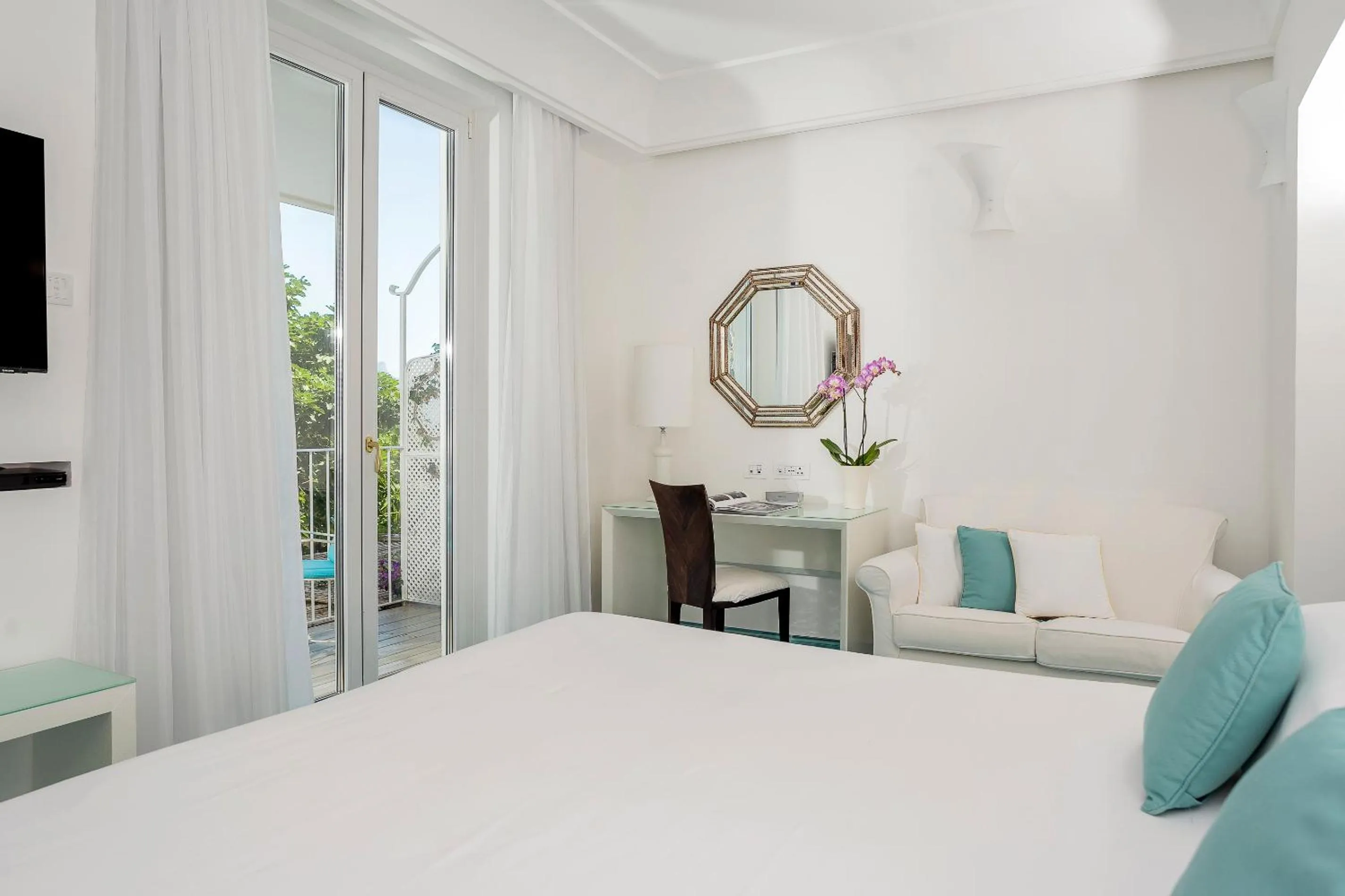 Bed in Hotel Santa Caterina