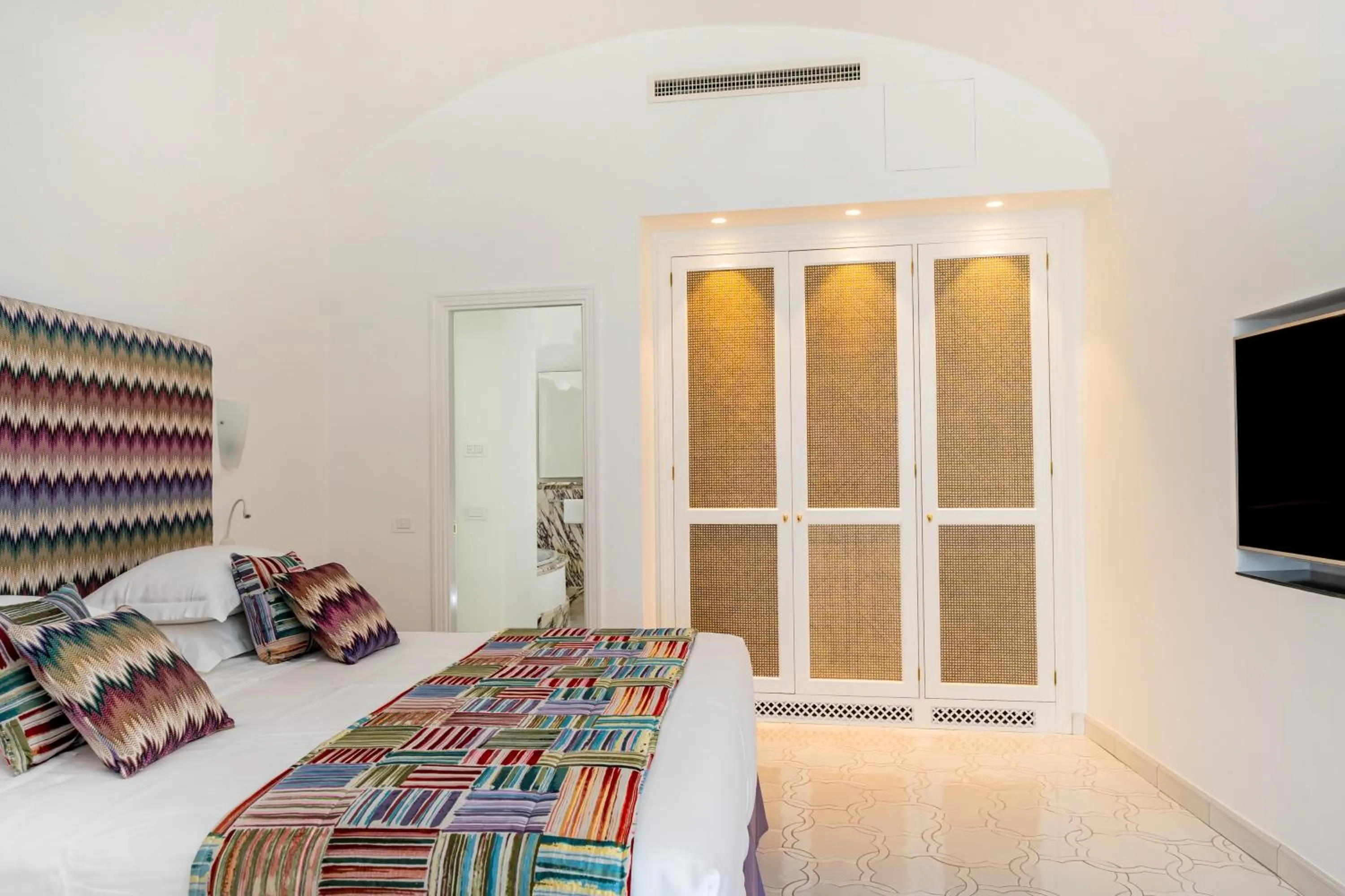 Bed in Hotel Santa Caterina