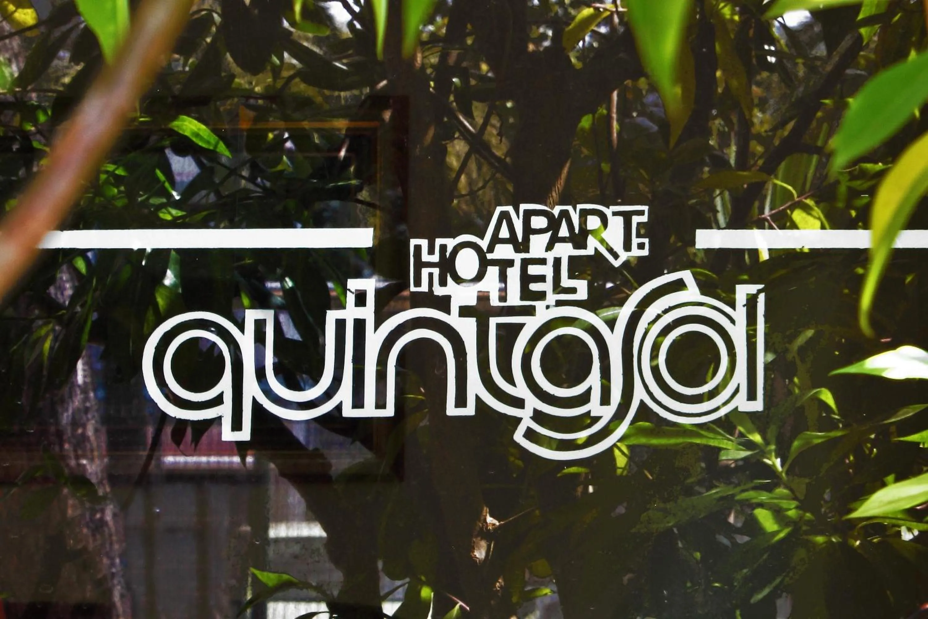 Property logo or sign in Apartamentos Quintasol