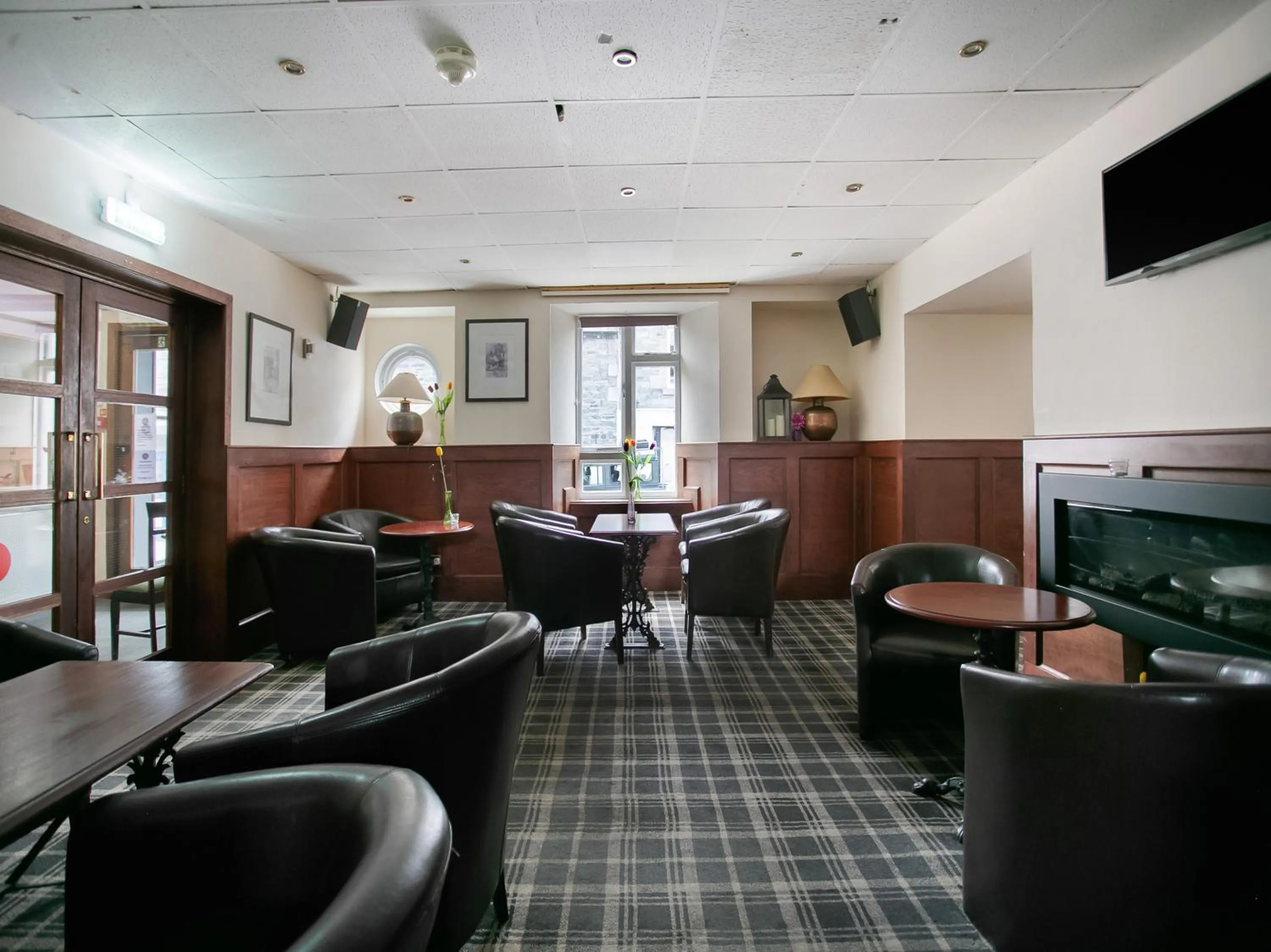 Seating area in The Breadalbane Arms Room Only Hotel