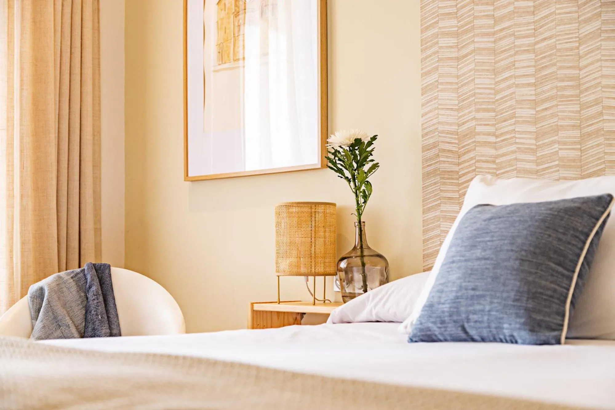 Decorative detail, Bed in Eco-Hotel Doña Mayor