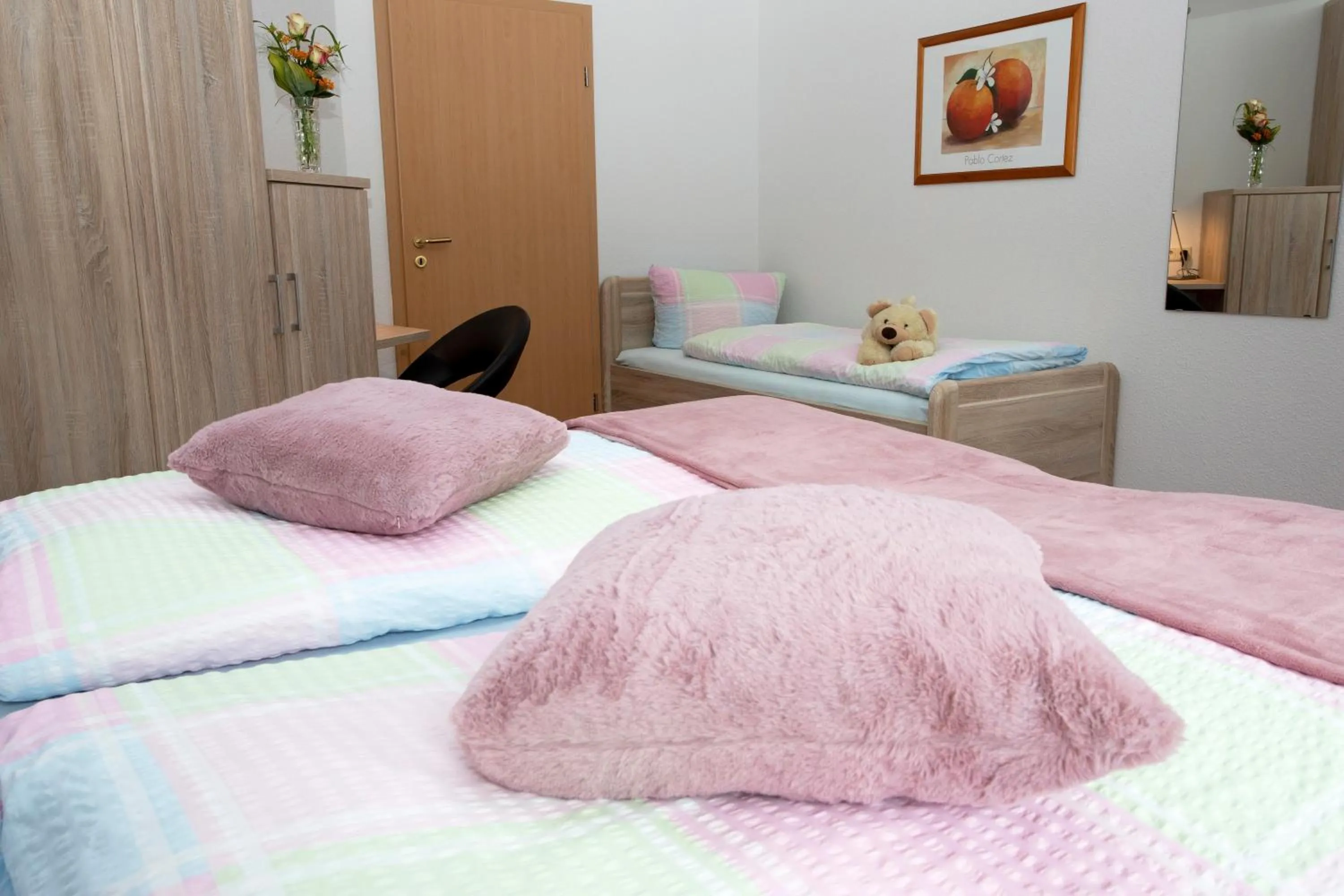 Bed in Hotel zum Kreuzberg