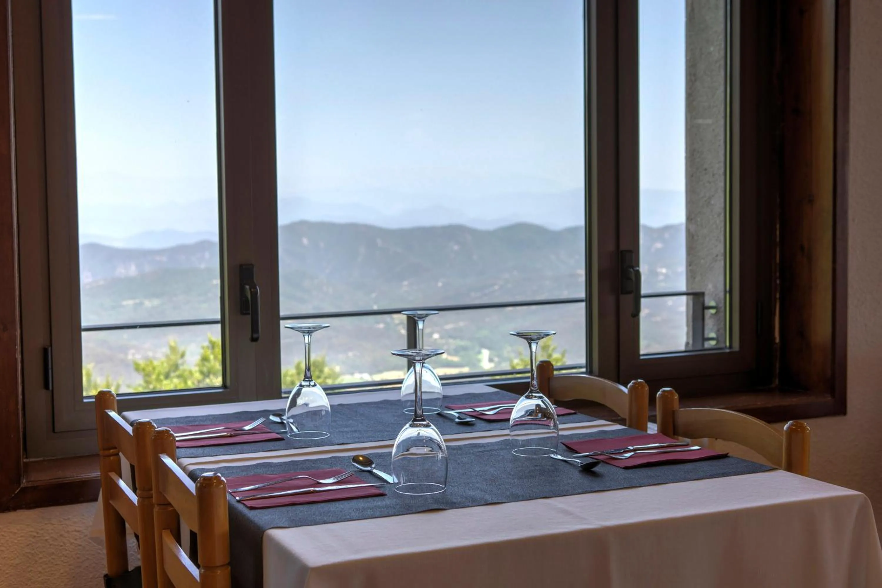 Restaurant/places to eat in Santuari de la Salut de Sant Feliu de Pallerols