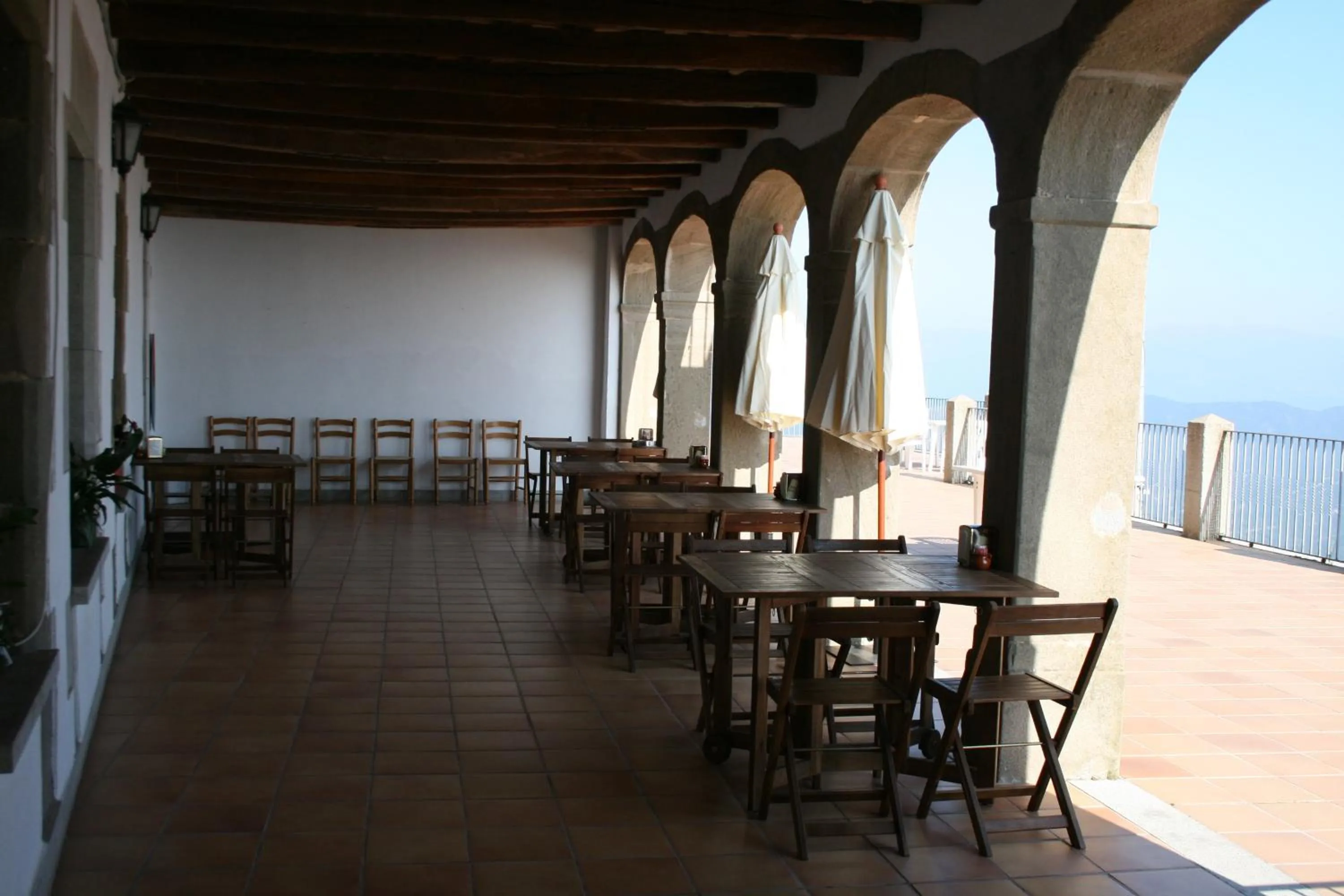 Patio in Santuari de la Salut de Sant Feliu de Pallerols