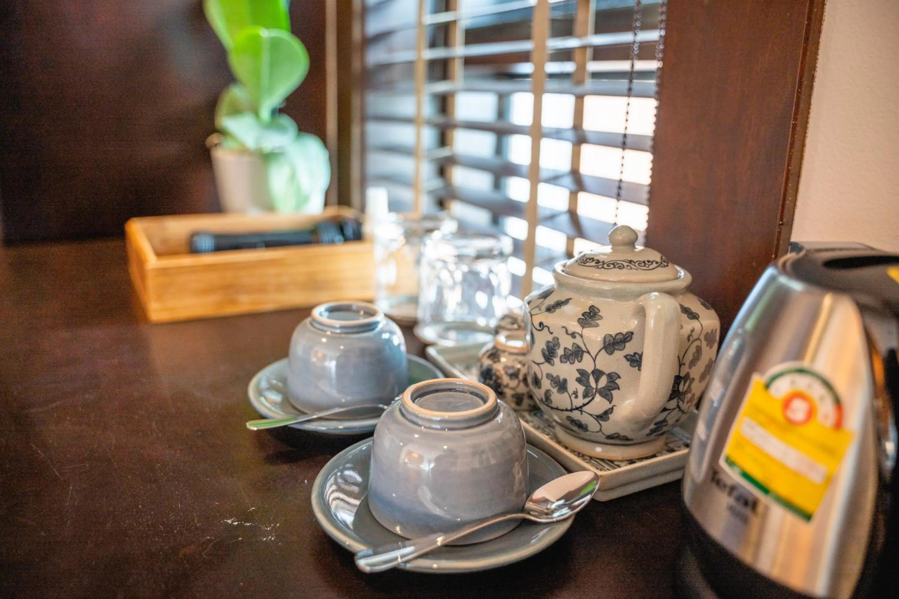 Coffee/tea facilities in Phor Liang Meun Terracotta Arts