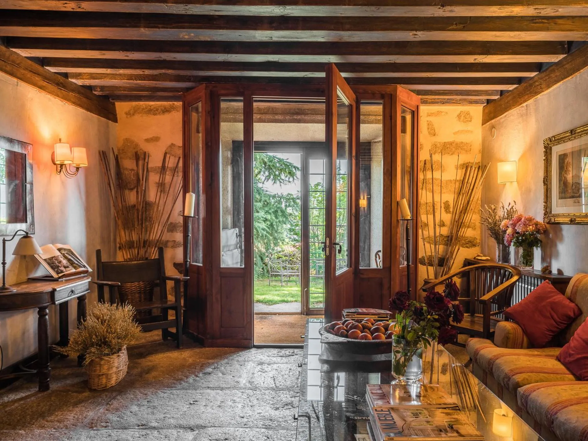 Lobby or reception in Posada Real La Casa de Arriba