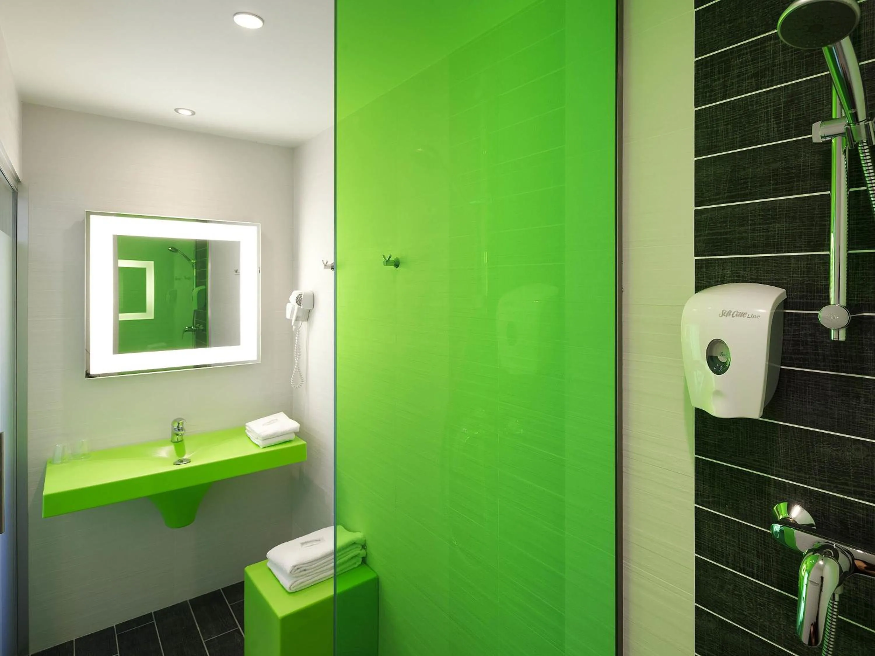 Bedroom in Ibis Styles Nivelles