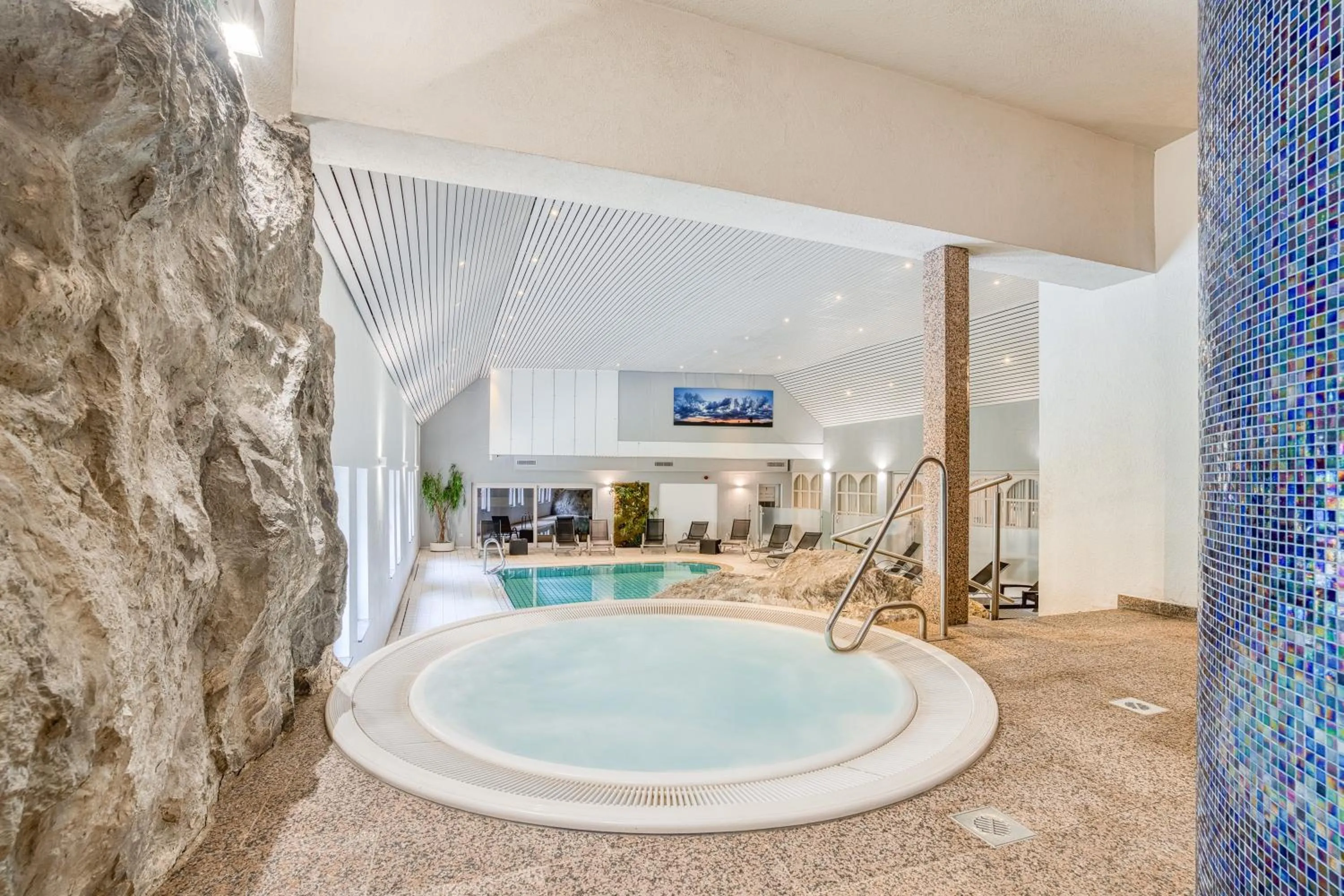 Hot Tub in Le Clervaux Boutique Hotel & Spa