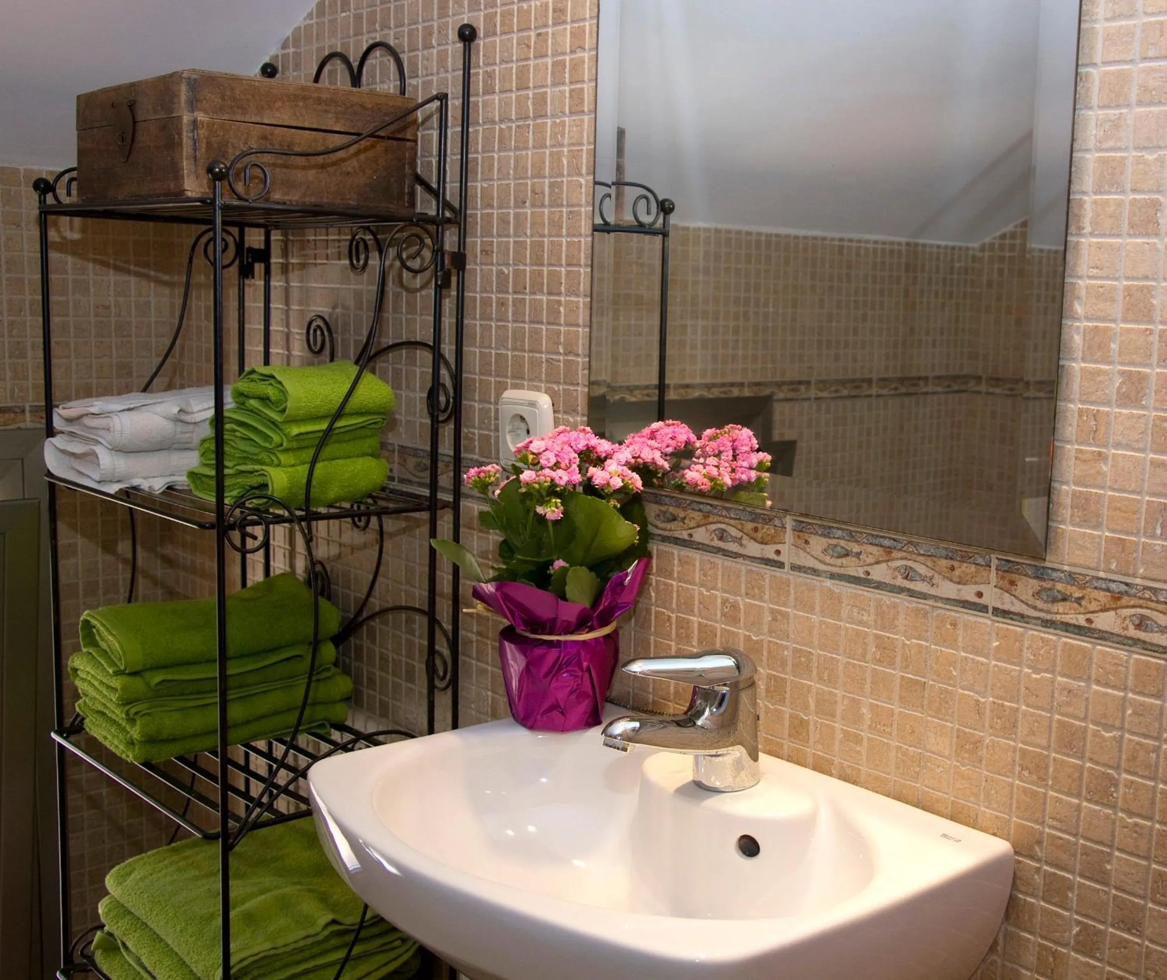 Bathroom in Villa Alegre Playa Calpe Grupo Terra de Mar, alojamientos con encanto
