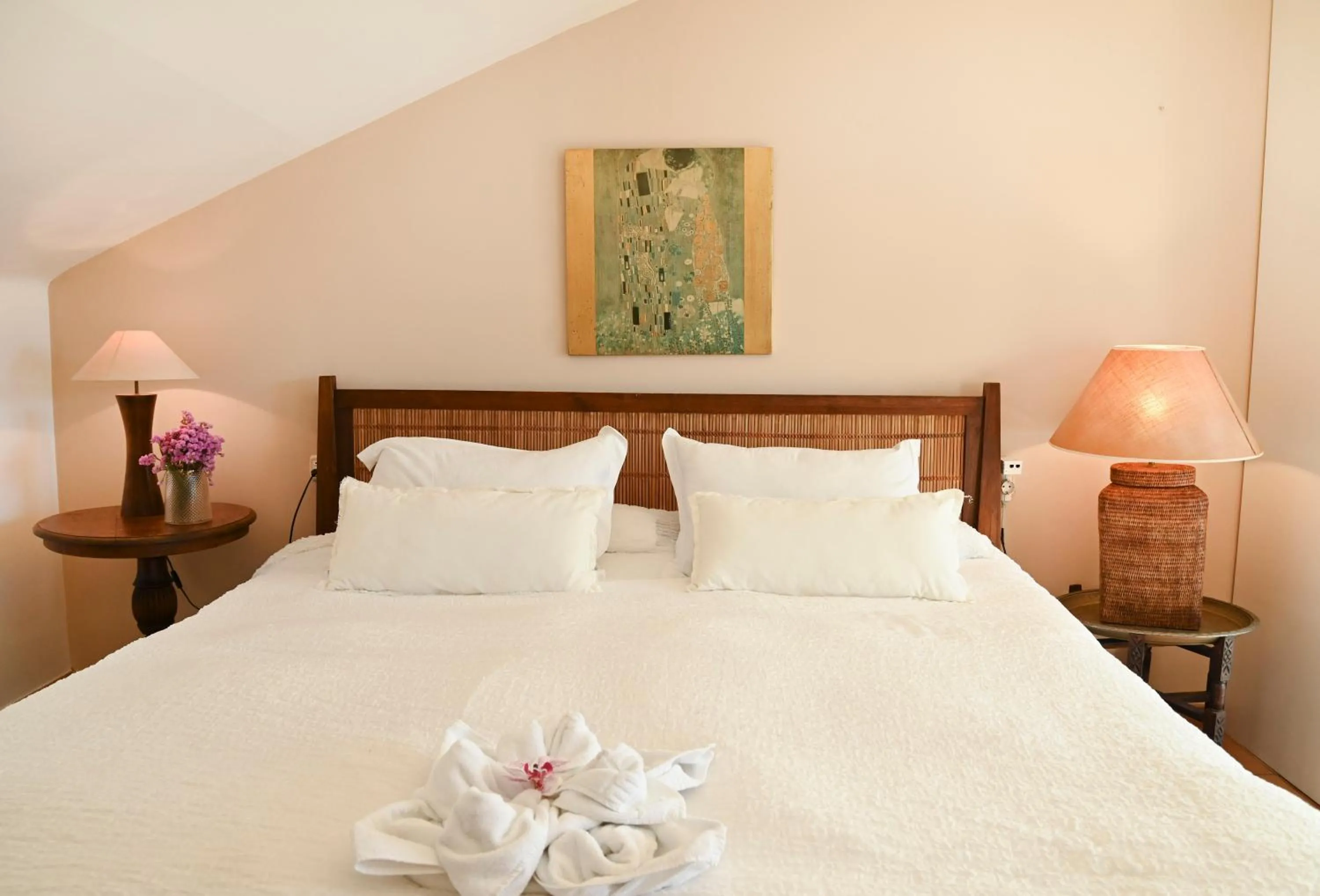 Bed in Villa Alegre Playa Calpe Grupo Terra de Mar, alojamientos con encanto