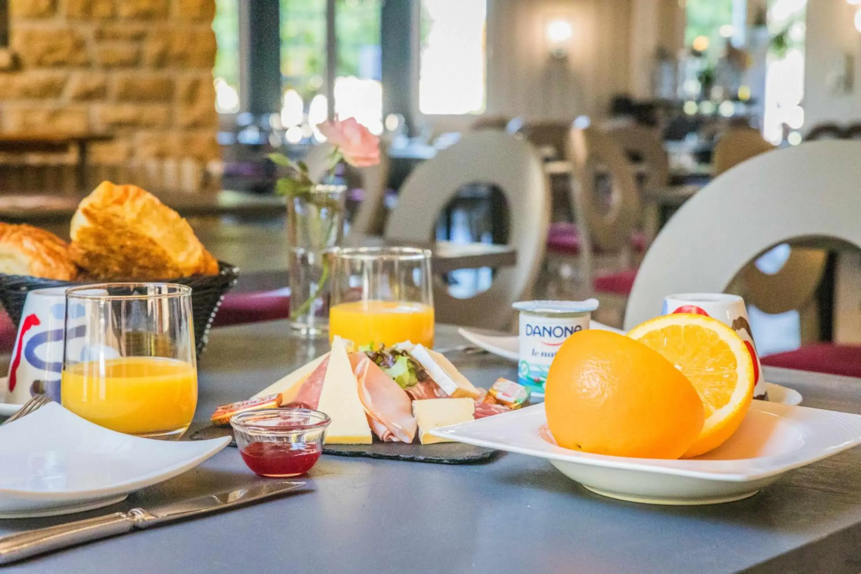 Restaurant/places to eat in Relais du Bas Limousin Restaurant/places to eat in Relais du Bas Limousin