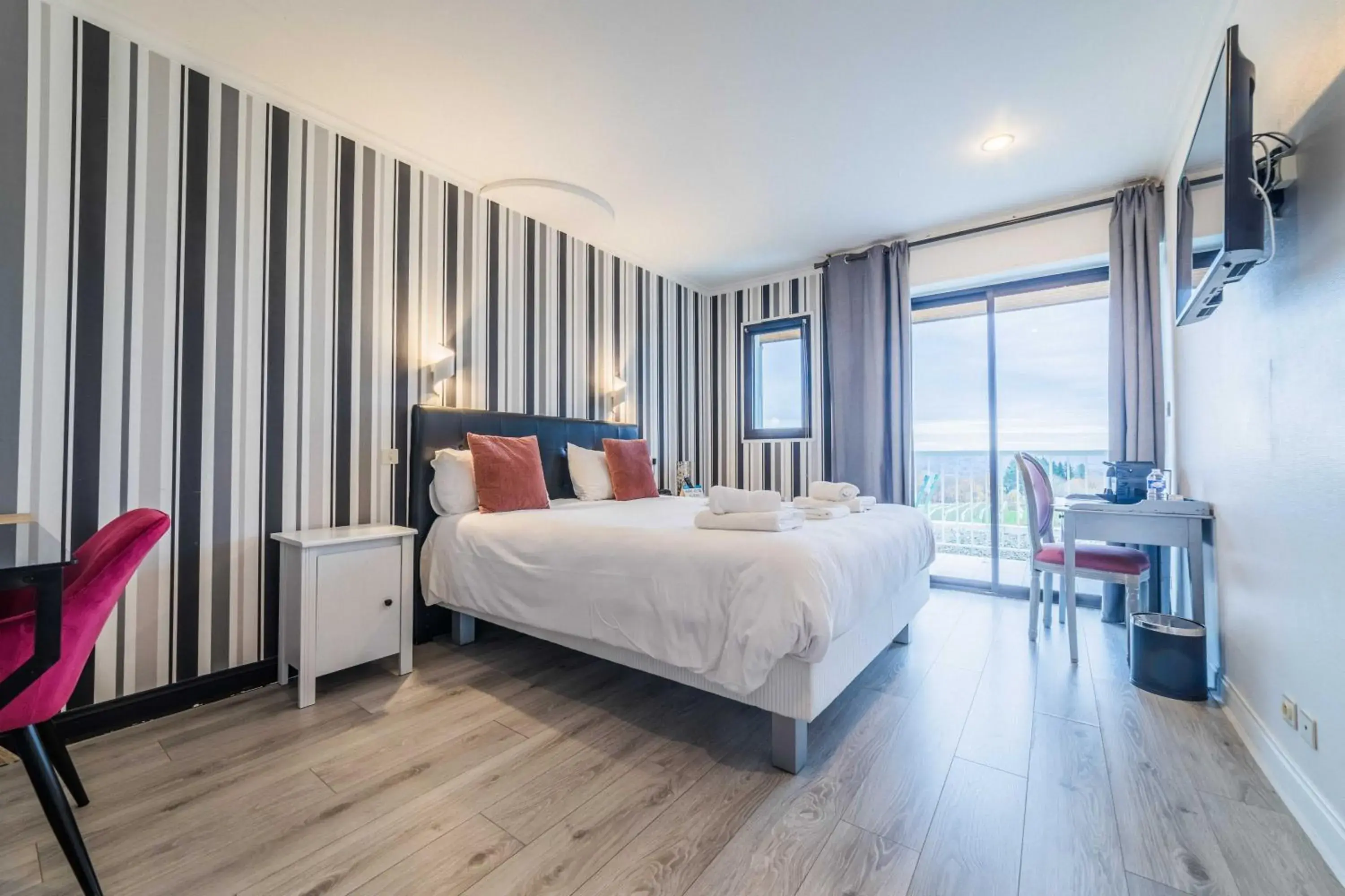 Superior Single/ Double Room with Terrace in Relais du Bas Limousin Superior Single/ Double Room with Terrace in Relais du Bas Limousin